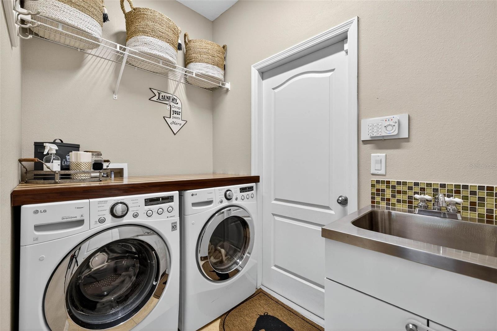 19204 STONE HEDGE DR