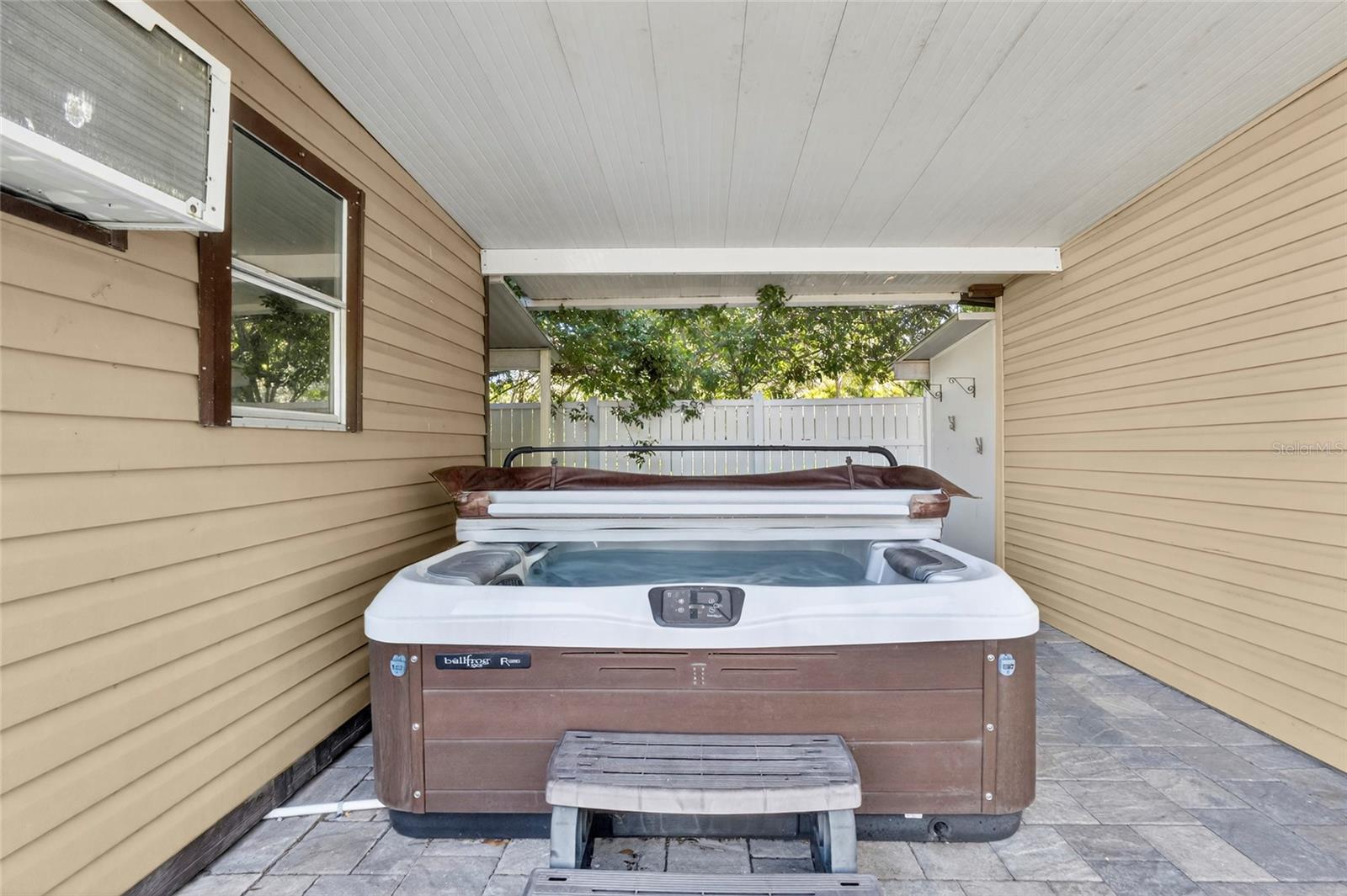 22234 BELL HARBOR DR