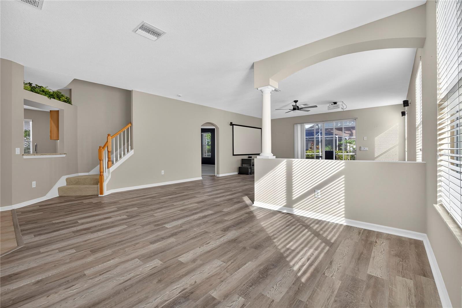 2352 ROSEHAVEN DR