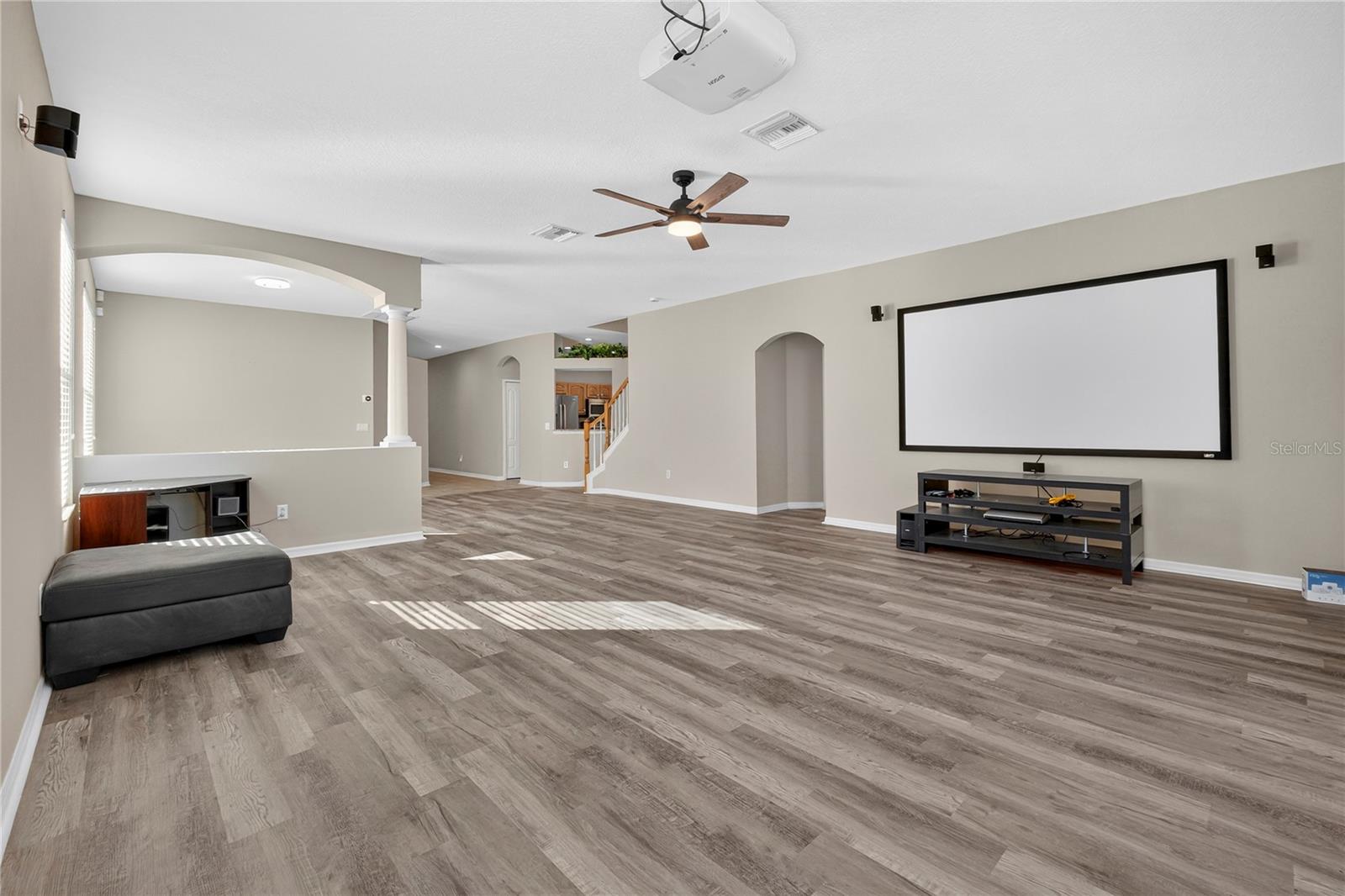 2352 ROSEHAVEN DR