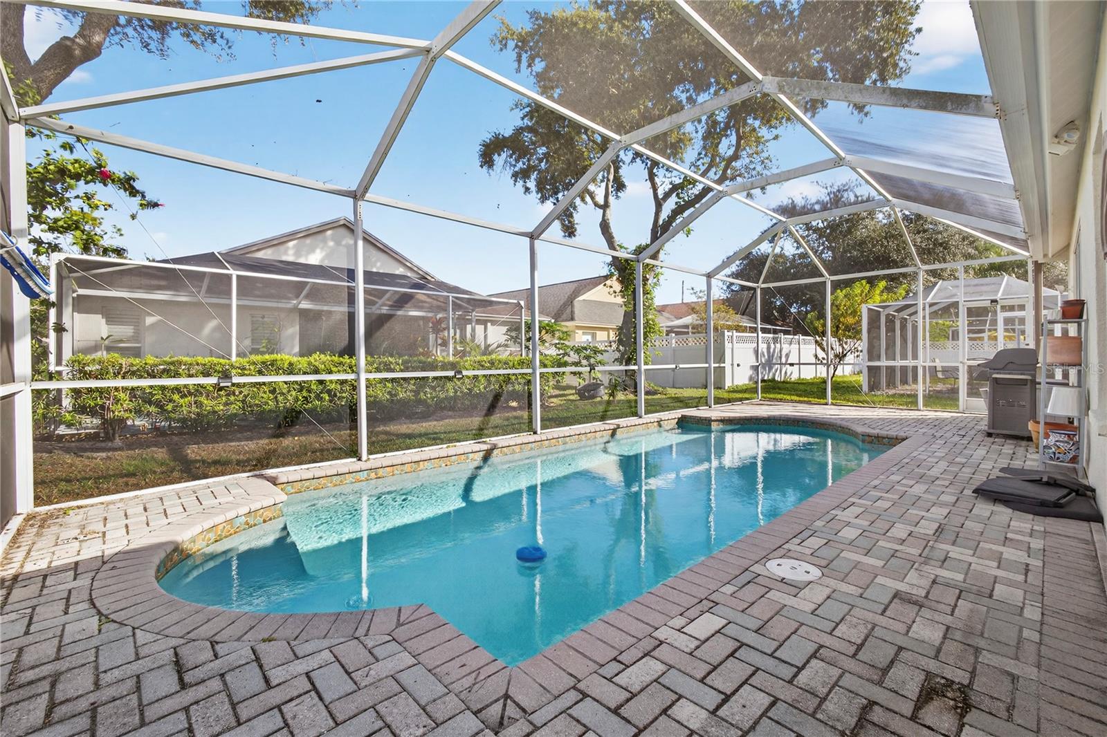 2352 ROSEHAVEN DR