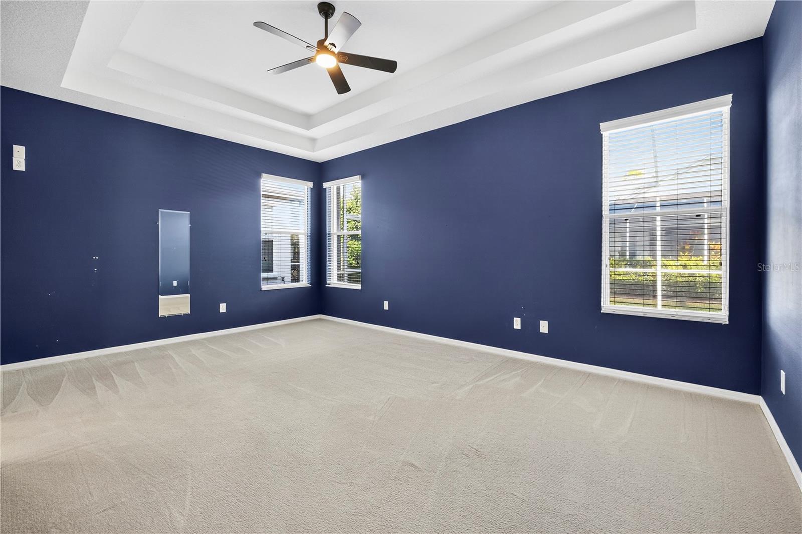 2352 ROSEHAVEN DR