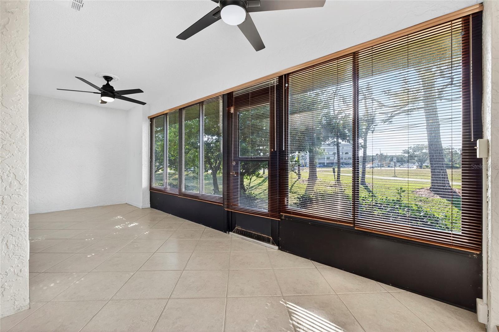 2620 ENTERPRISE RD E #E14