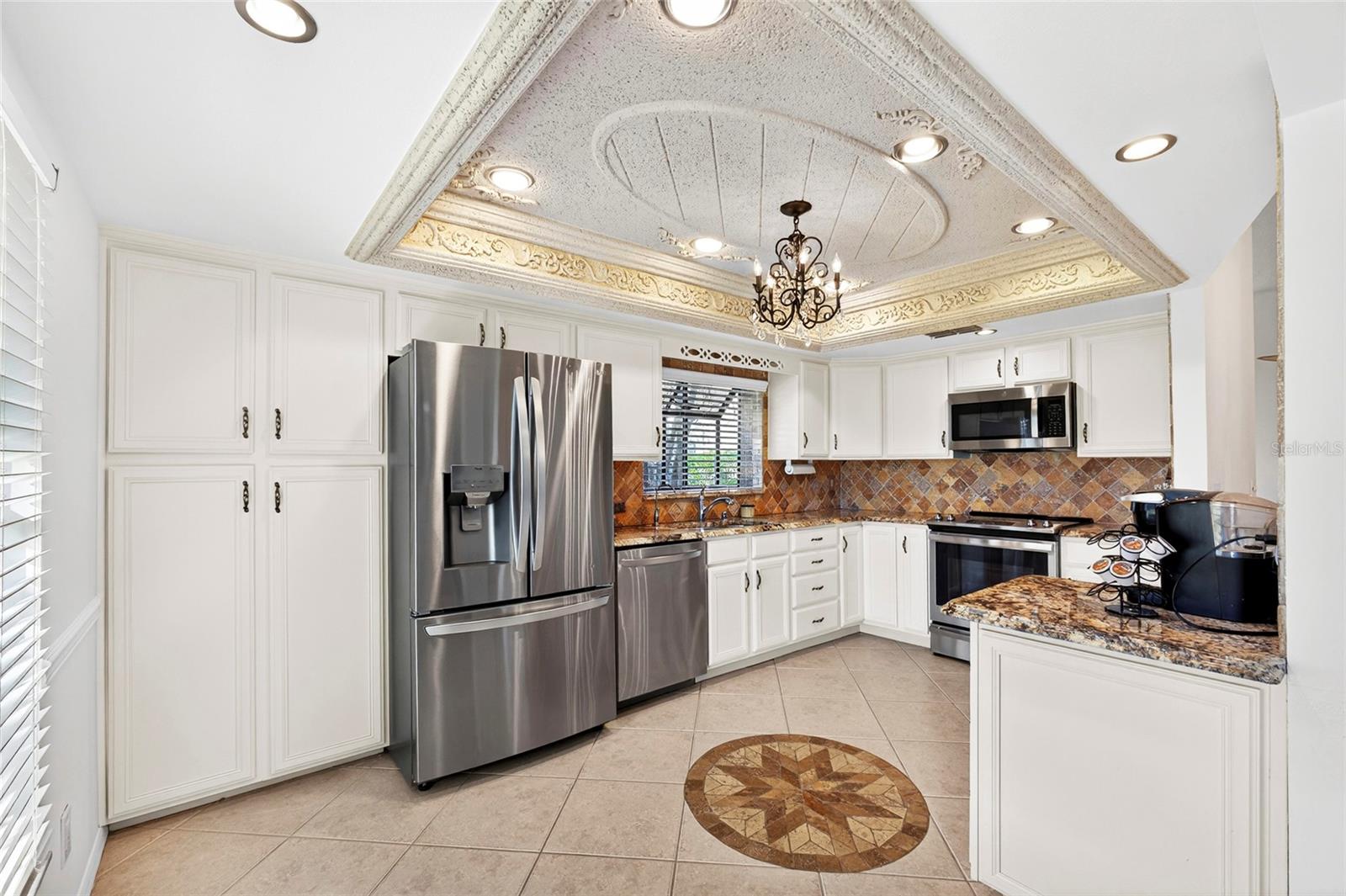 2620 ENTERPRISE RD E #E14