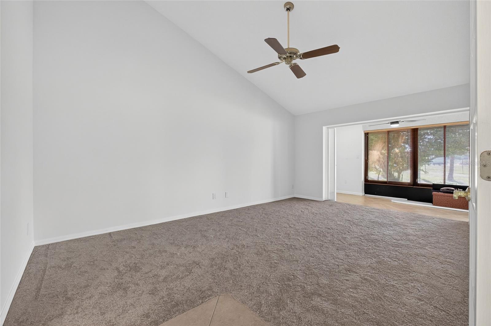 2620 ENTERPRISE RD E #E14