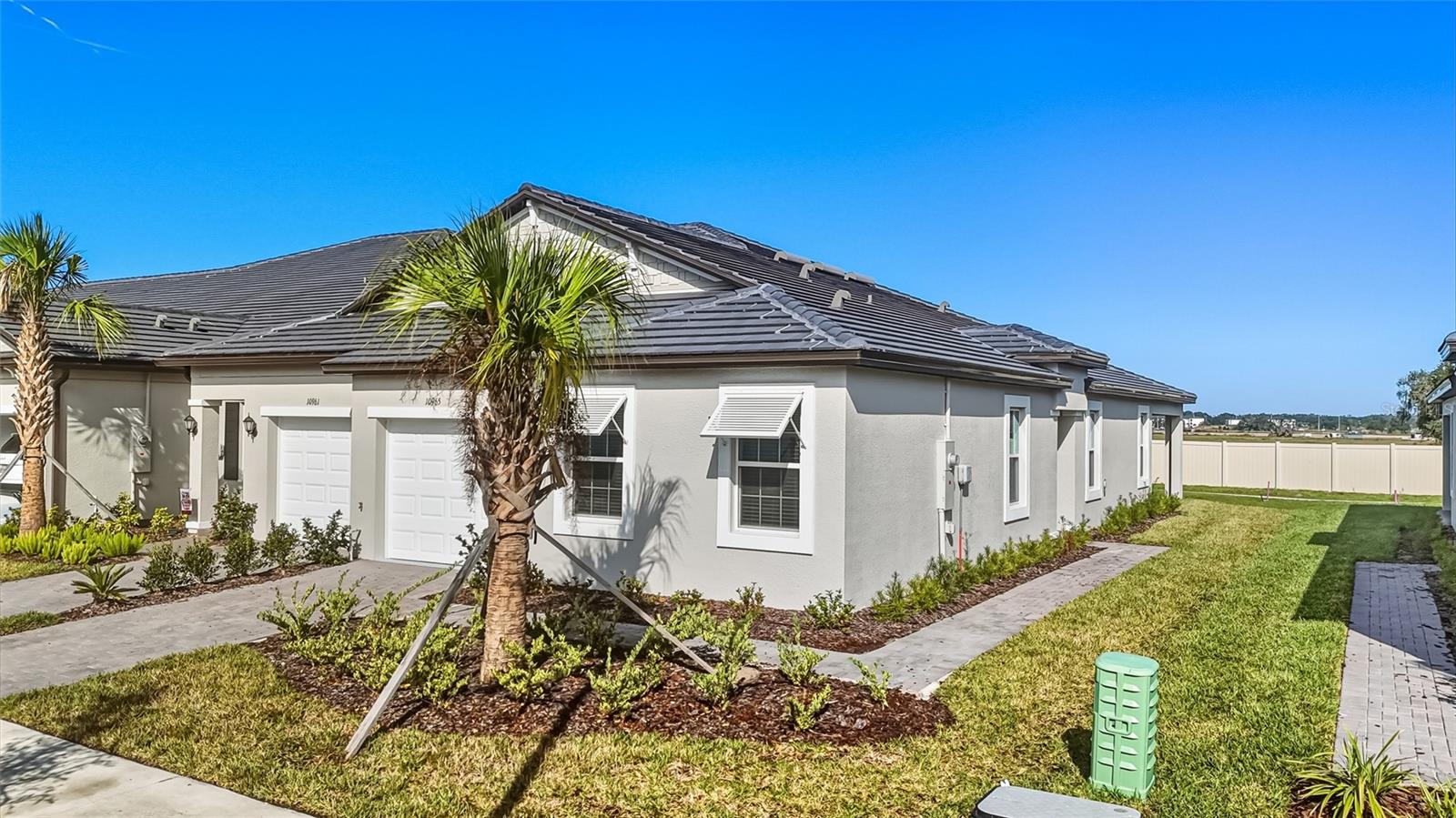 10965 TEAL LAGOON ISLE