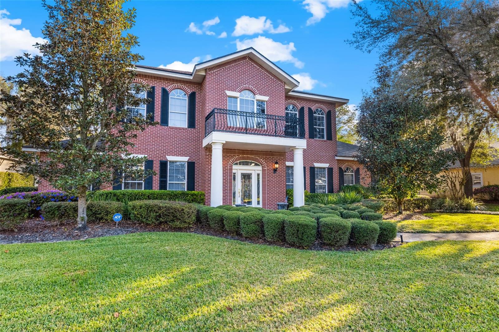 6445 RENWICK CIR
