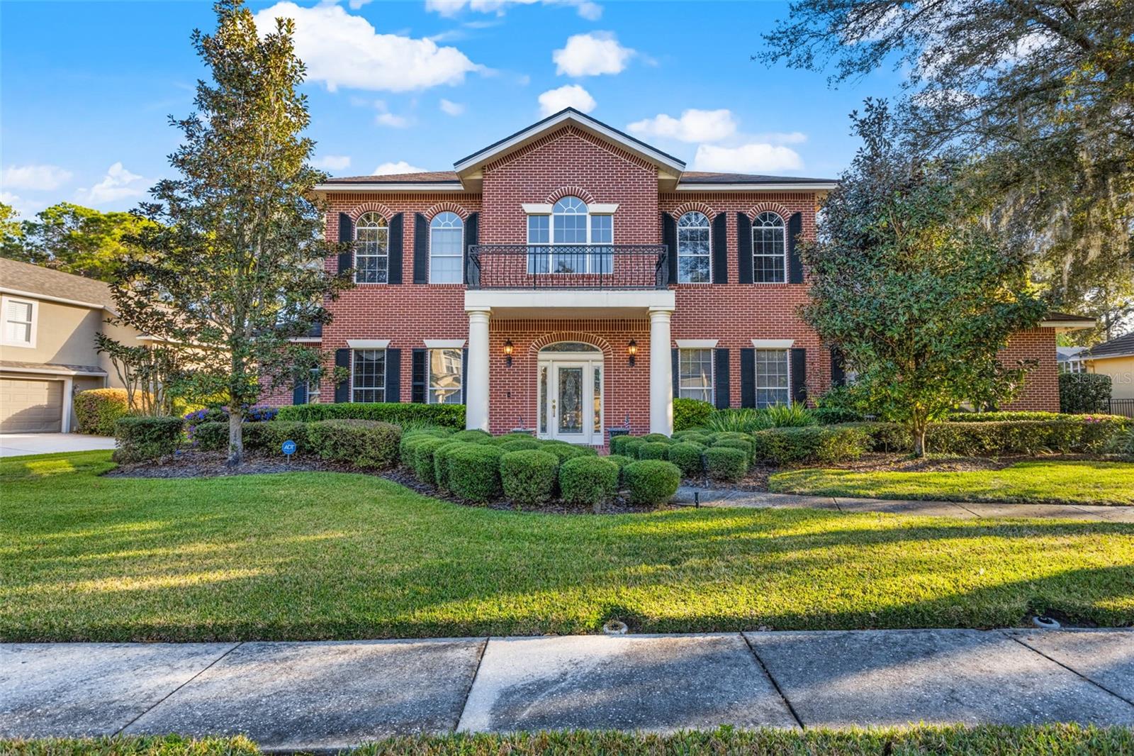 6445 RENWICK CIR