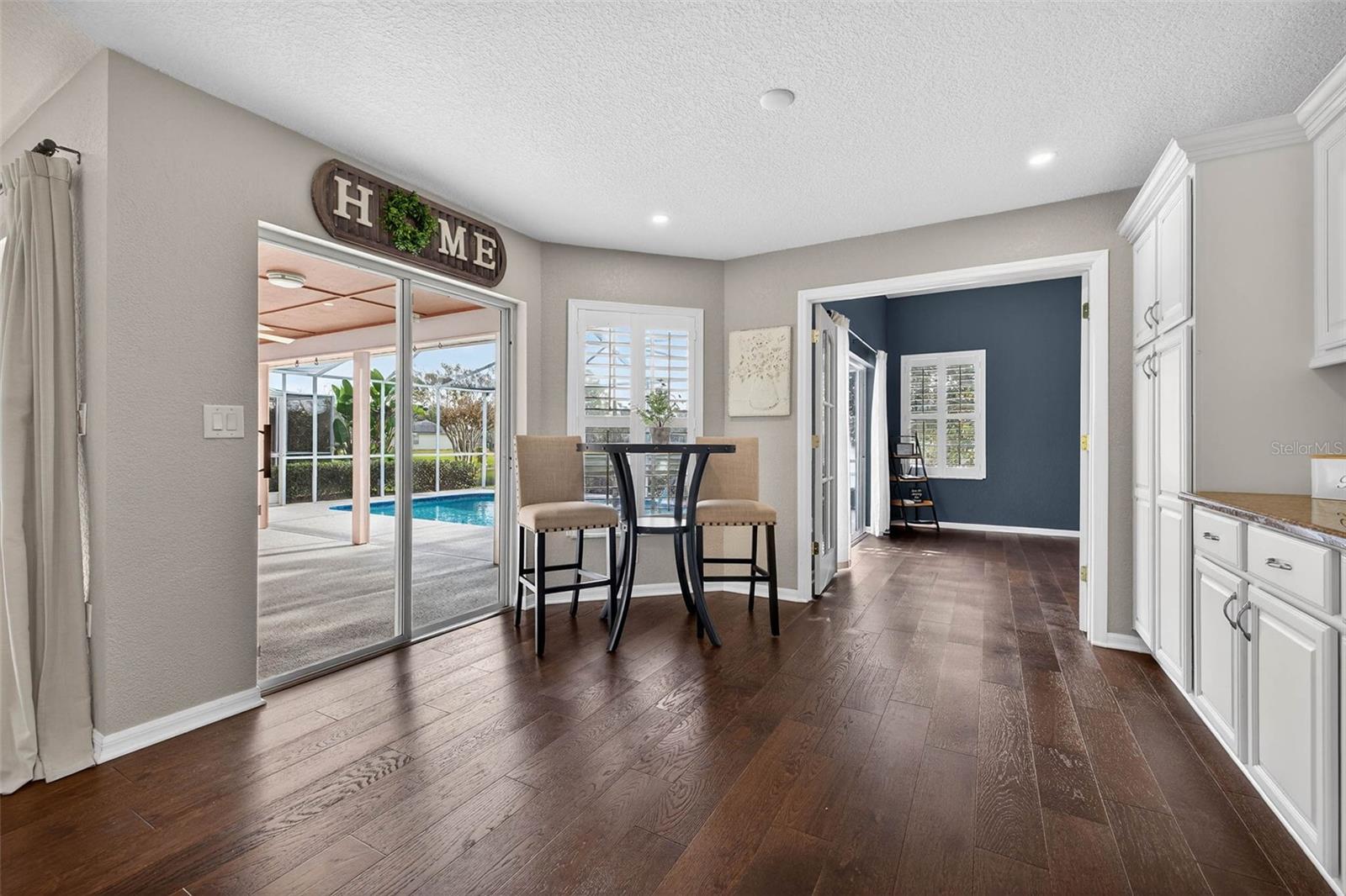 1628 GLEN OAK LN