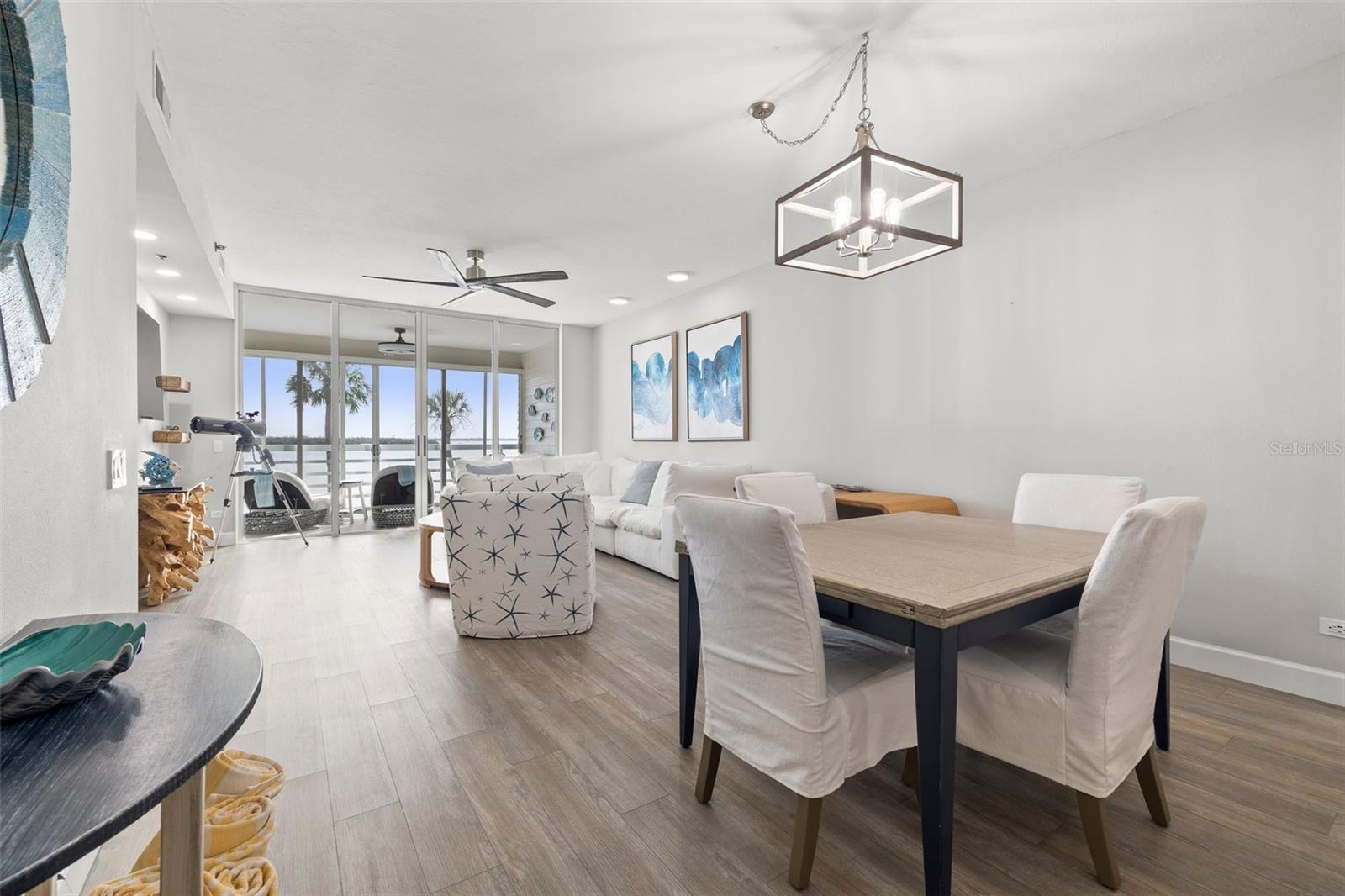 615 DREAM ISLAND PL #210