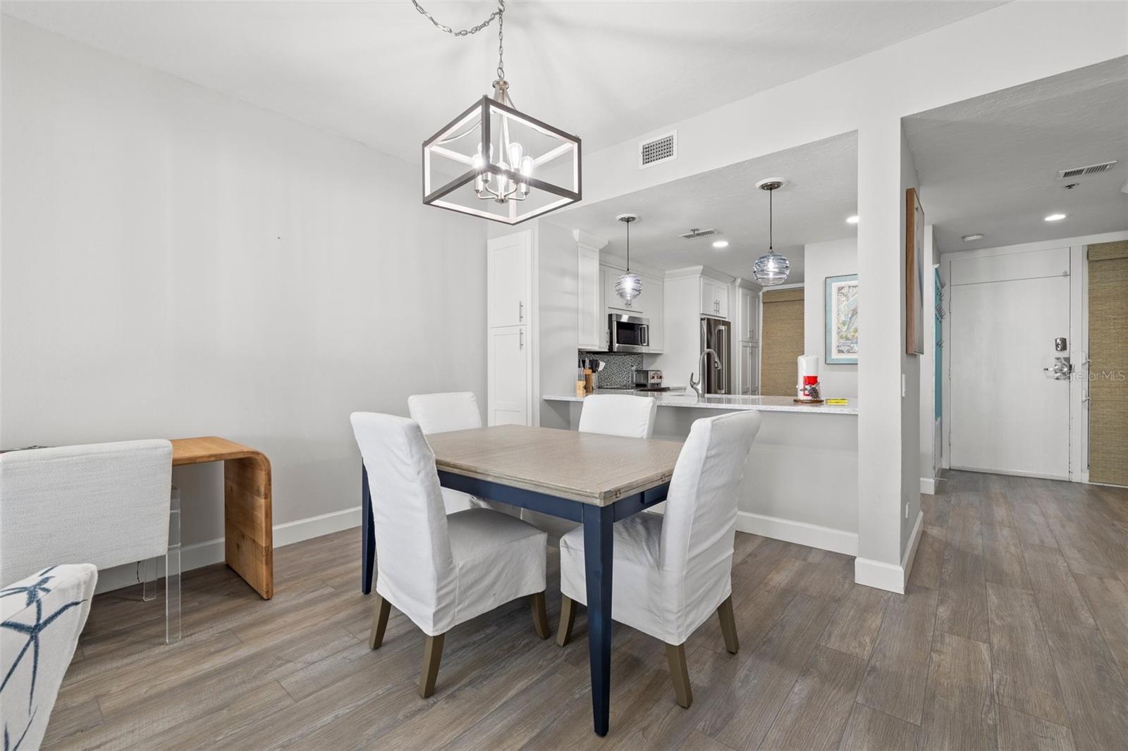 615 DREAM ISLAND PL #210