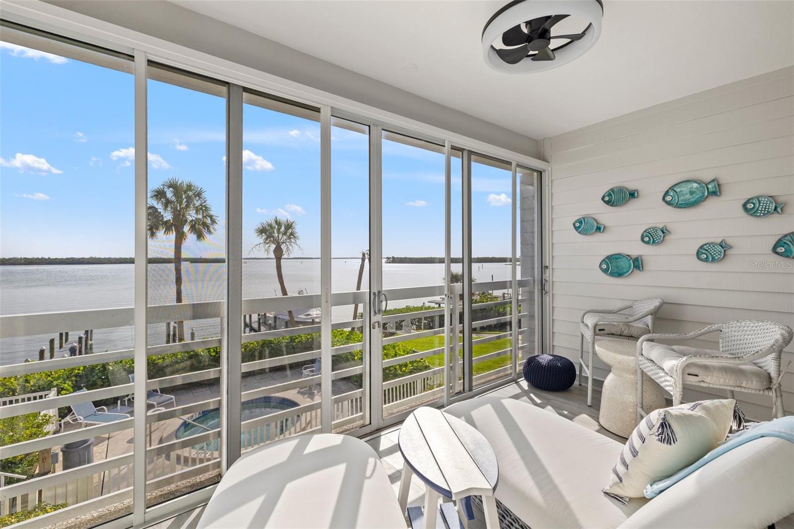 615 DREAM ISLAND PL #210