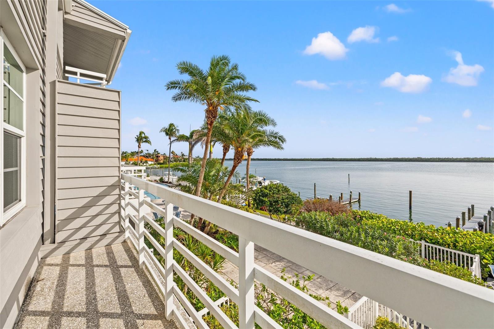 615 DREAM ISLAND PL #210