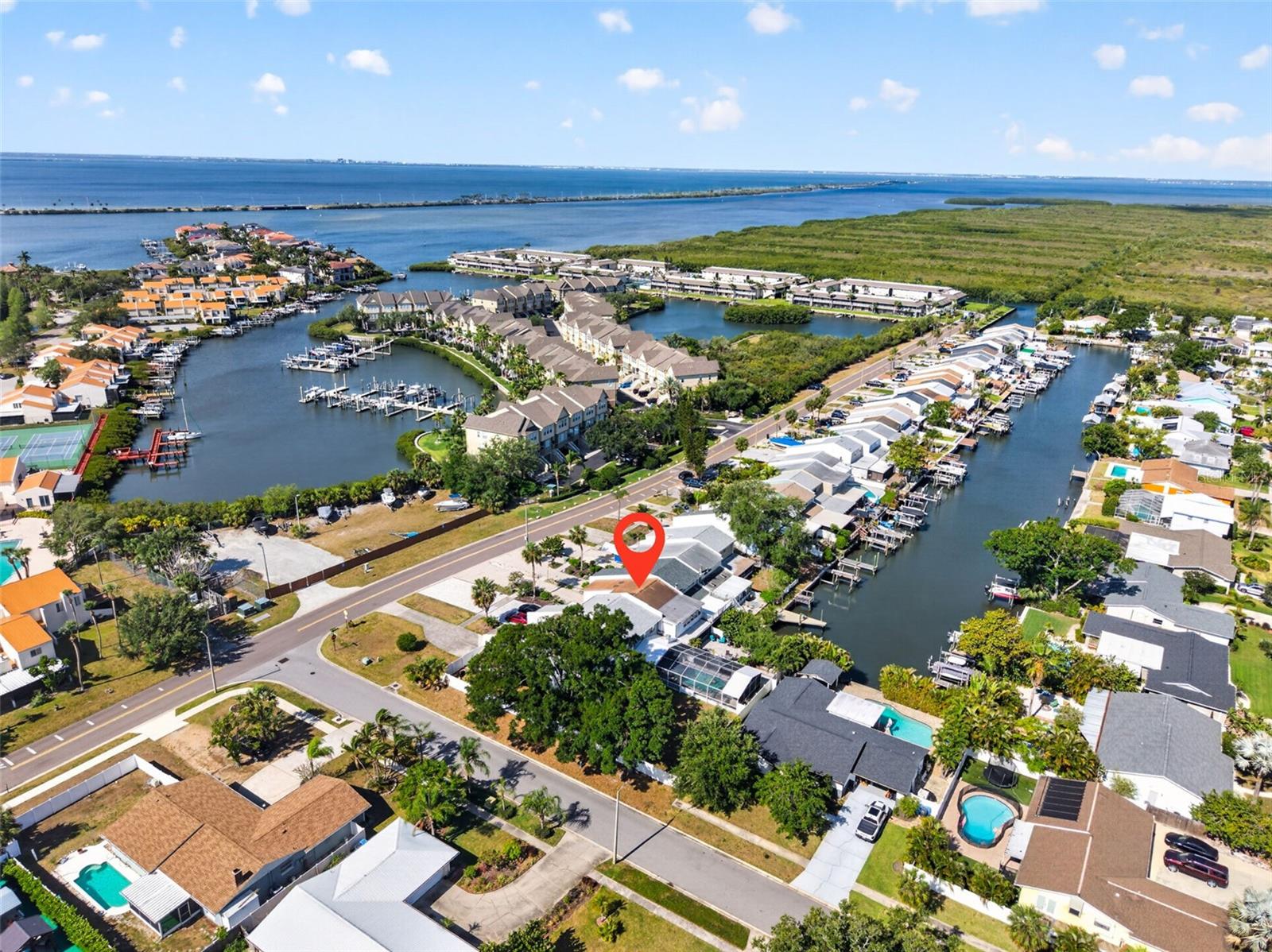 8705 BAY POINTE DR