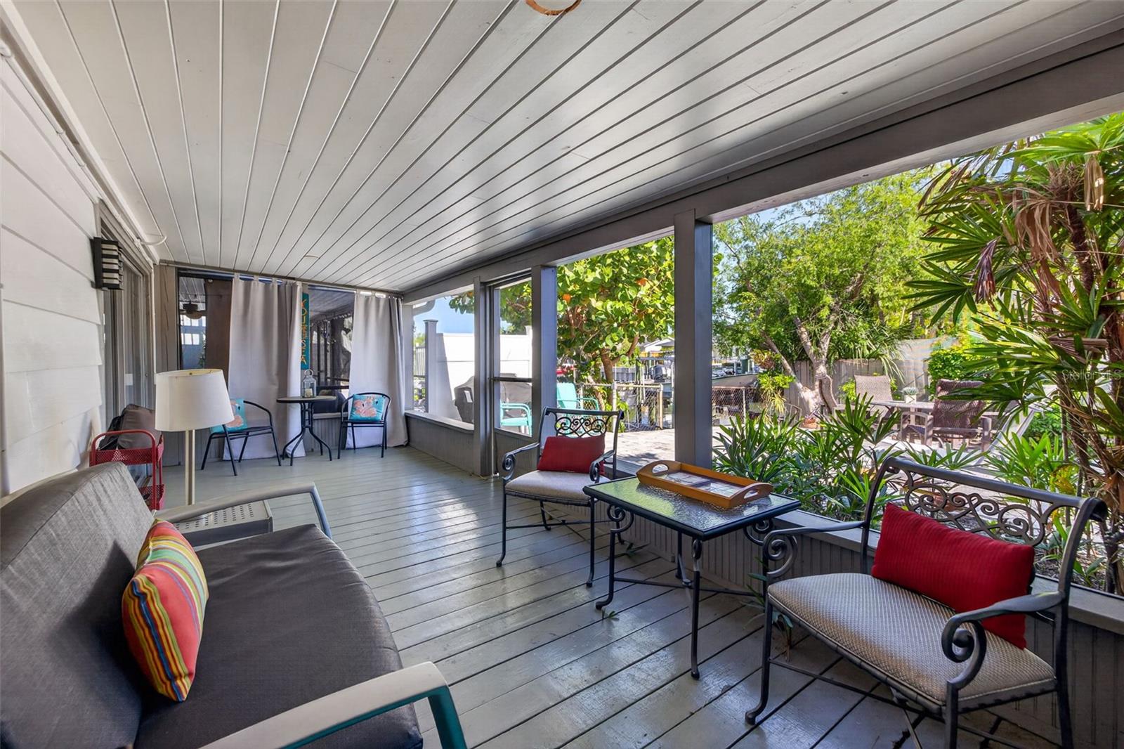 8705 BAY POINTE DR