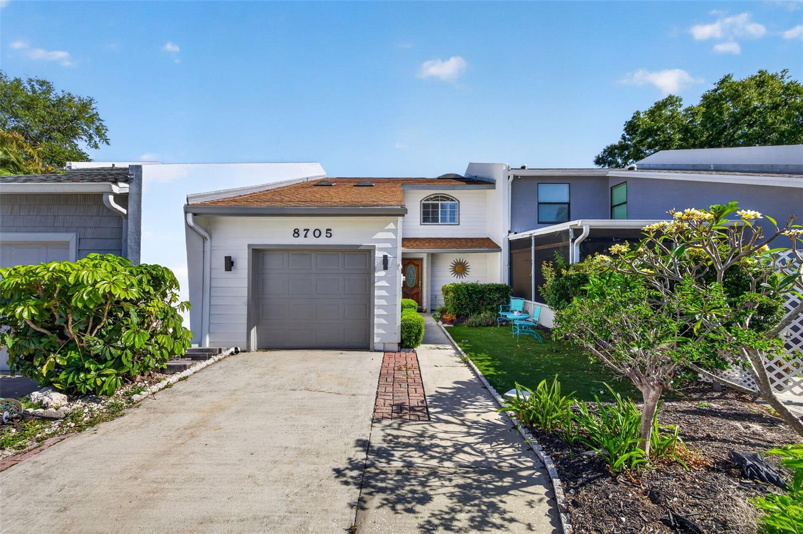 8705 BAY POINTE DR