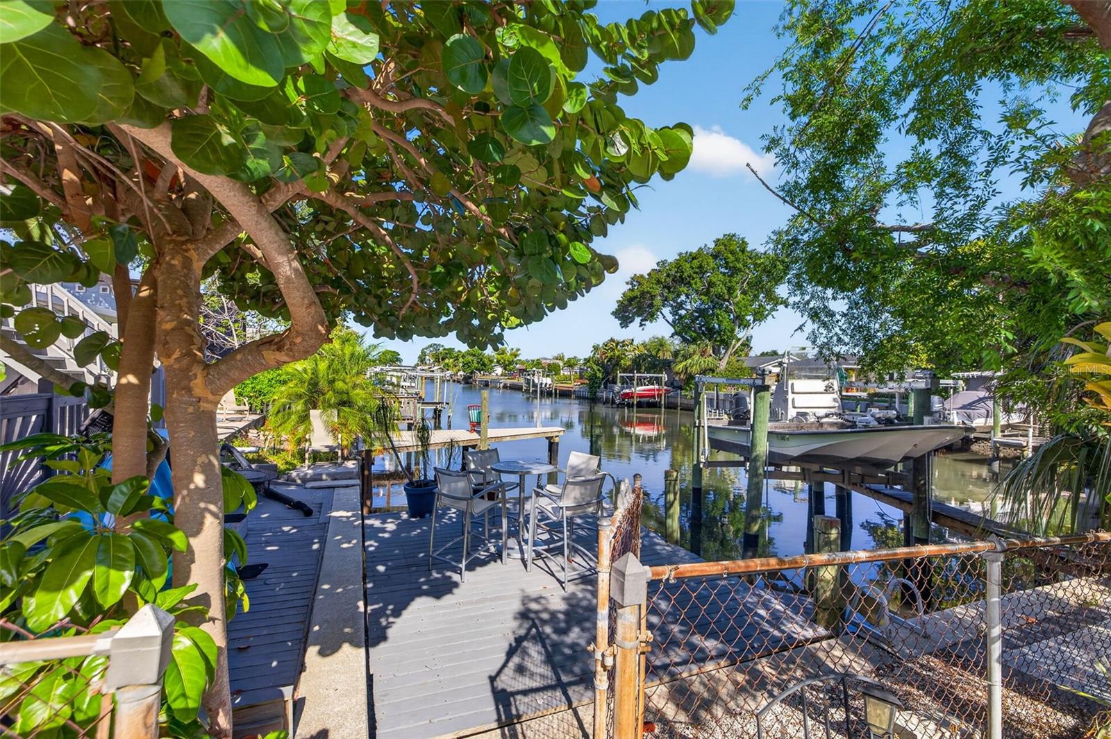 8705 BAY POINTE DR