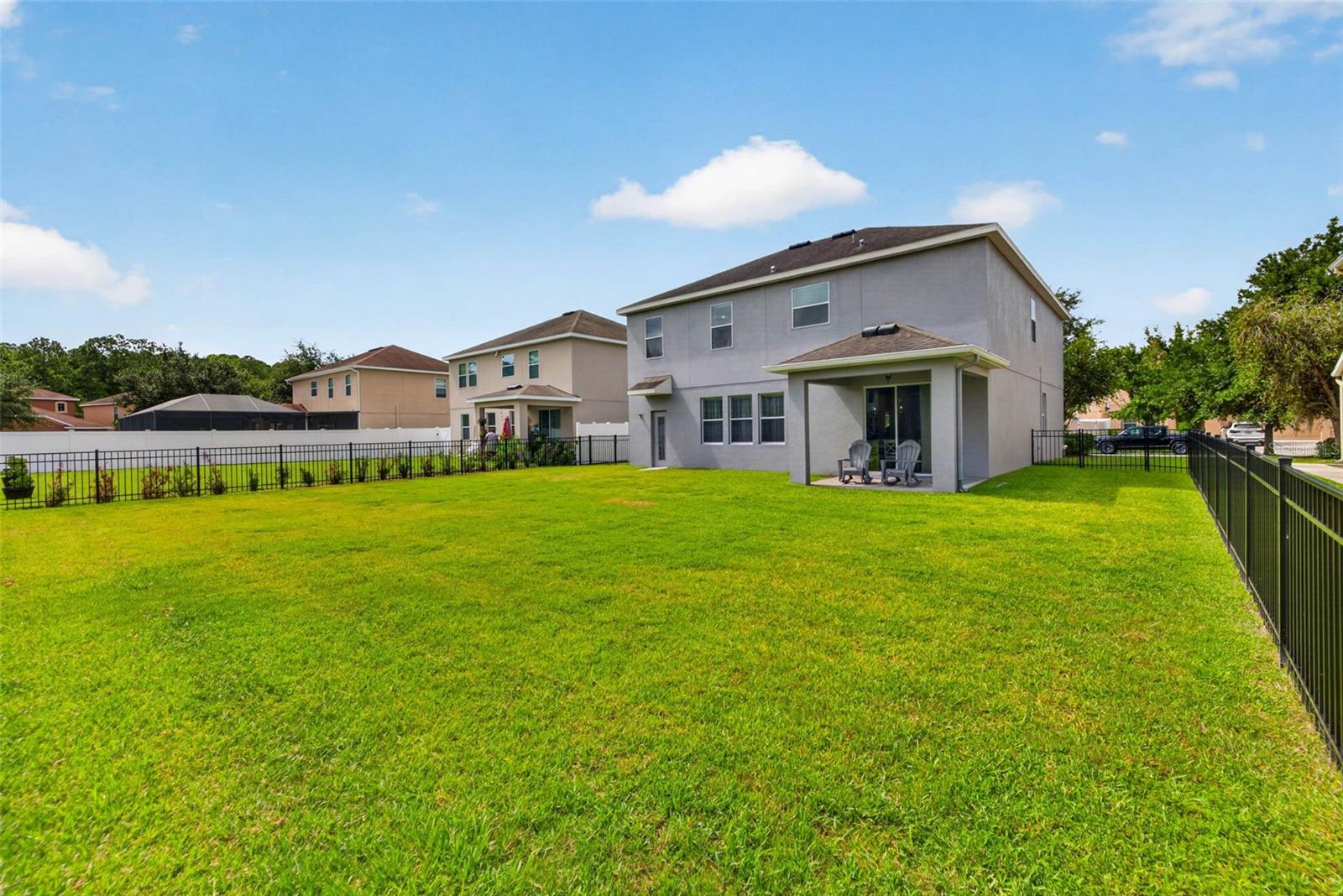 9634 OAK GLADE AVE