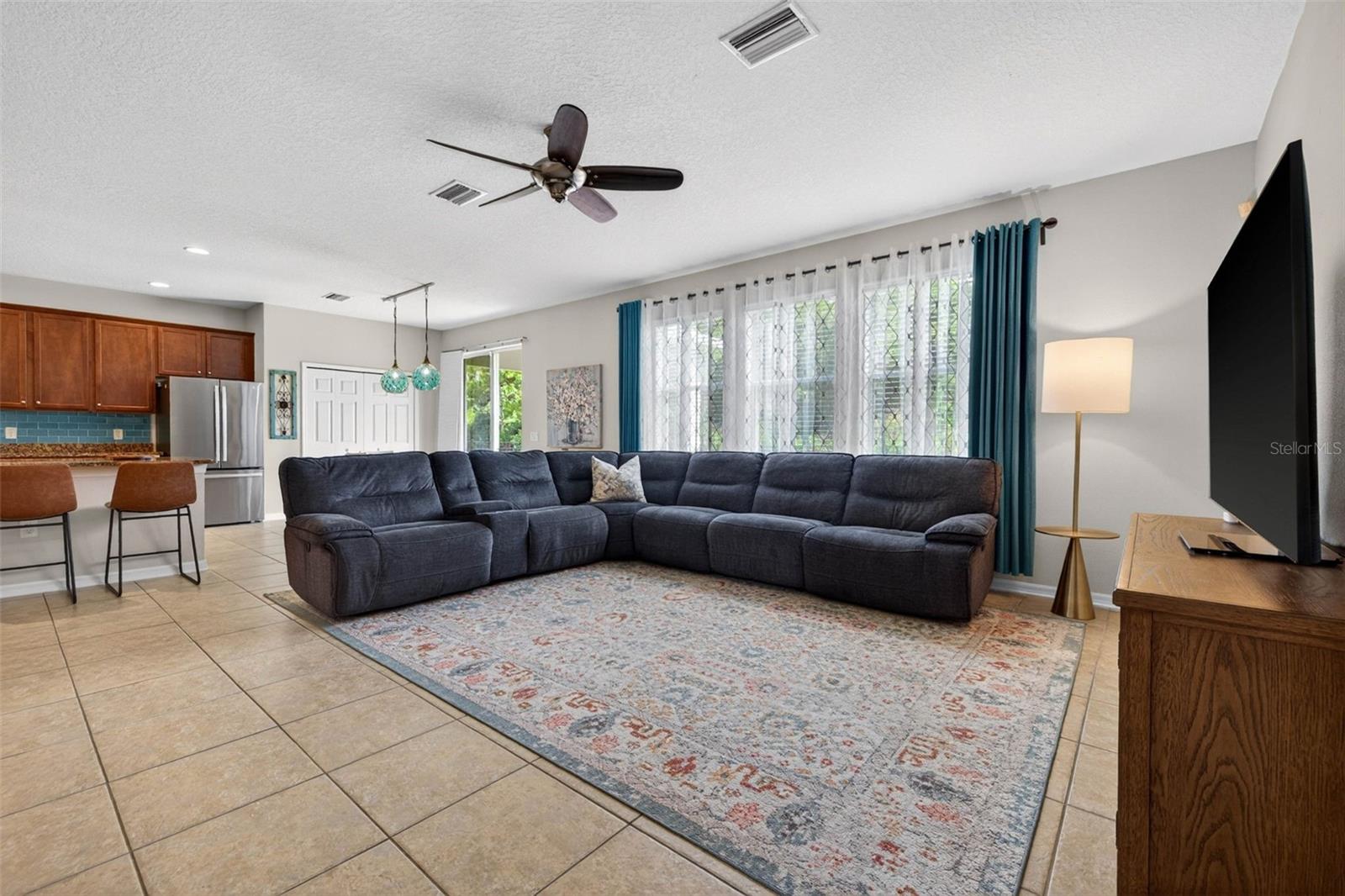 9634 OAK GLADE AVE