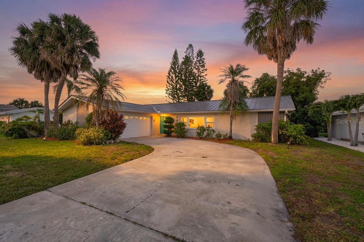 4623 BAY CREST DR