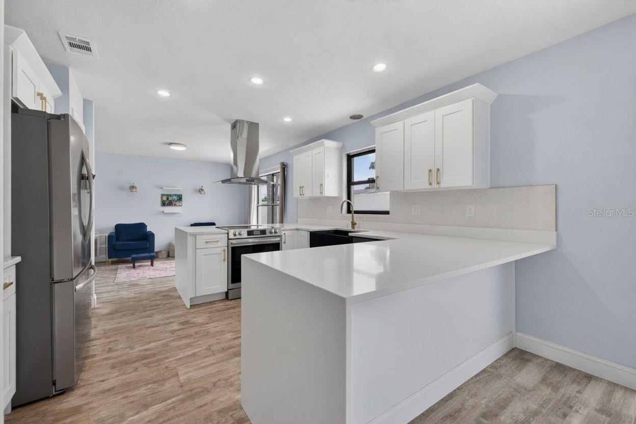 4724 SOAPSTONE DR