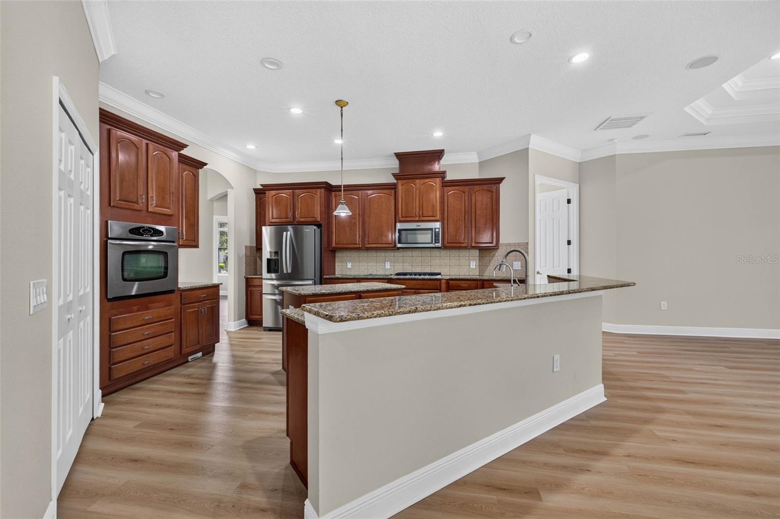 5112 ABISHER WOOD LN