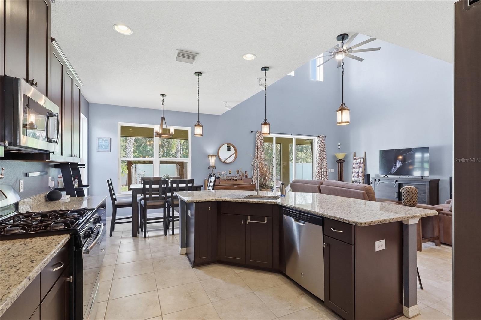 9115 BELLA VITA CIR