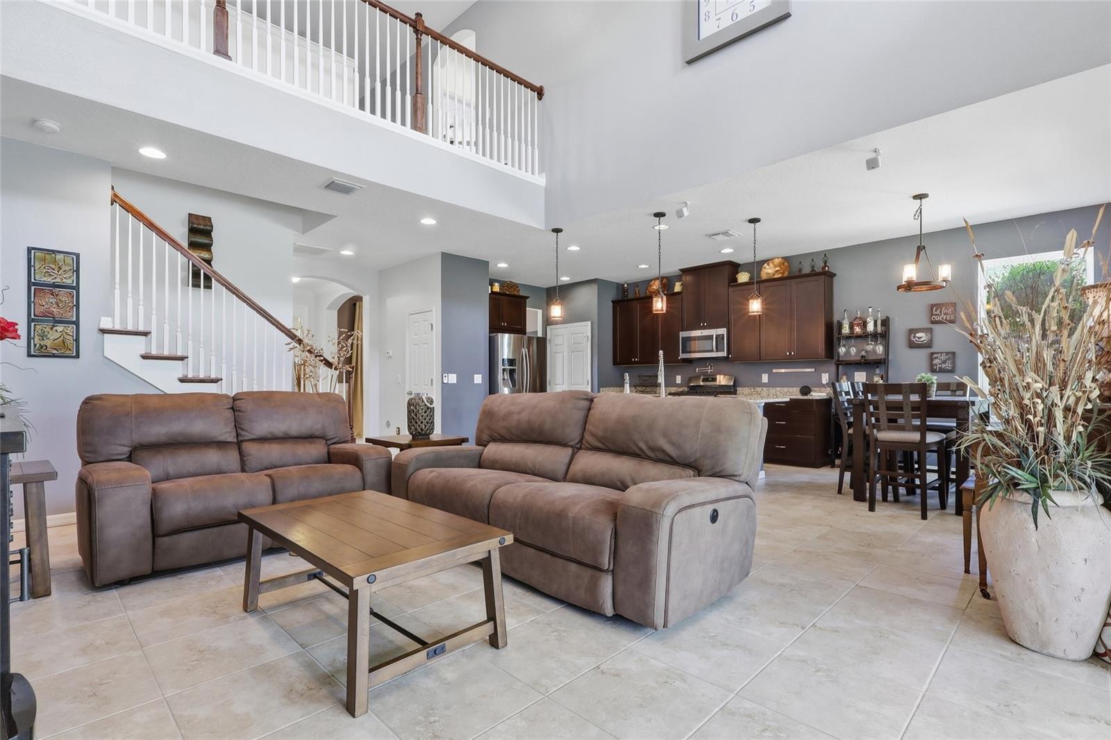 9115 BELLA VITA CIR