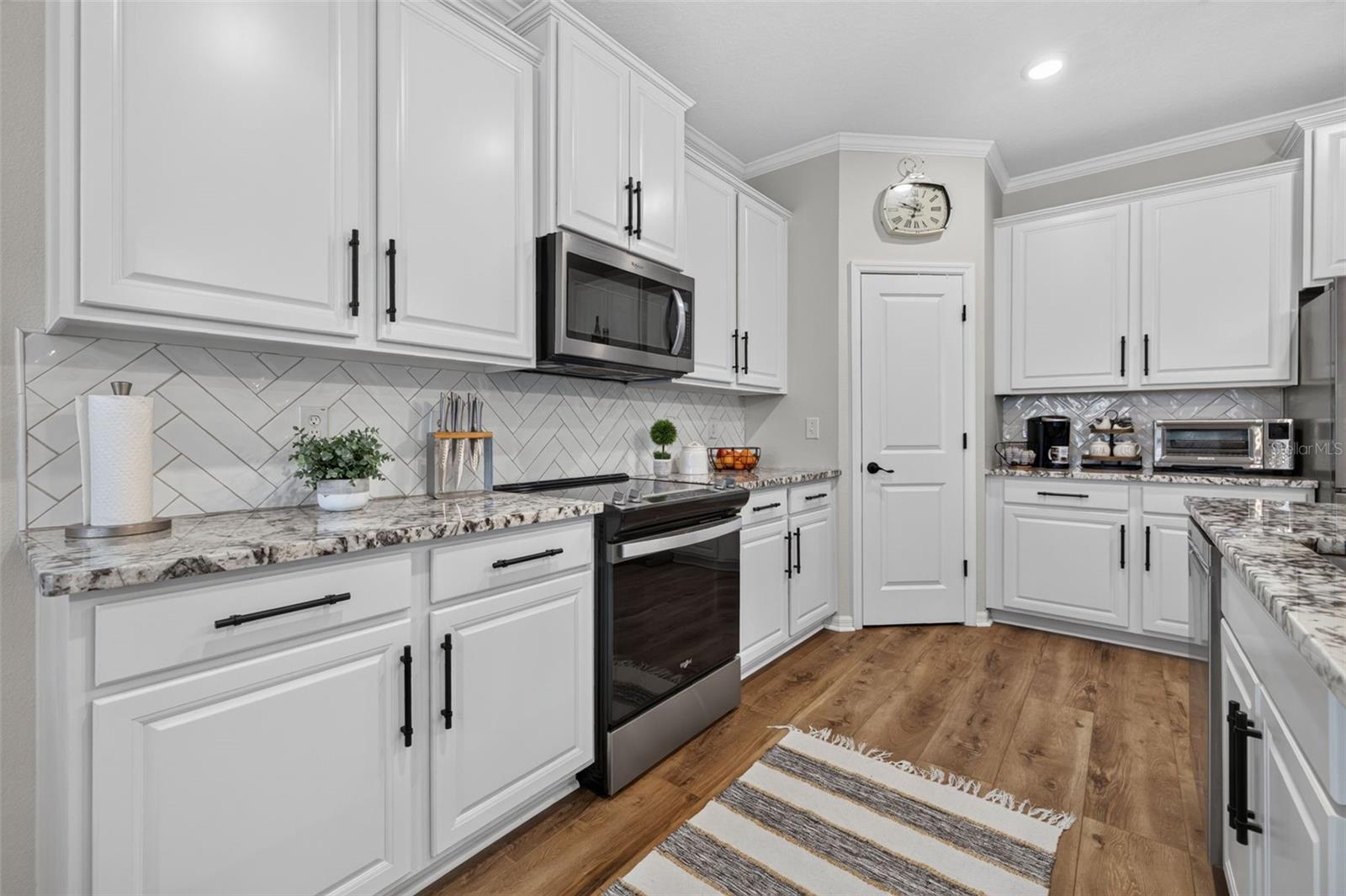 8955 BOWER BASS CIR