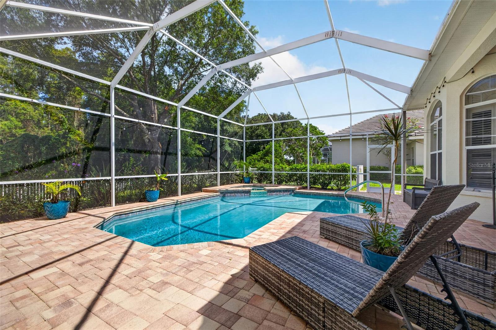9136 HIGHLAND RIDGE WAY