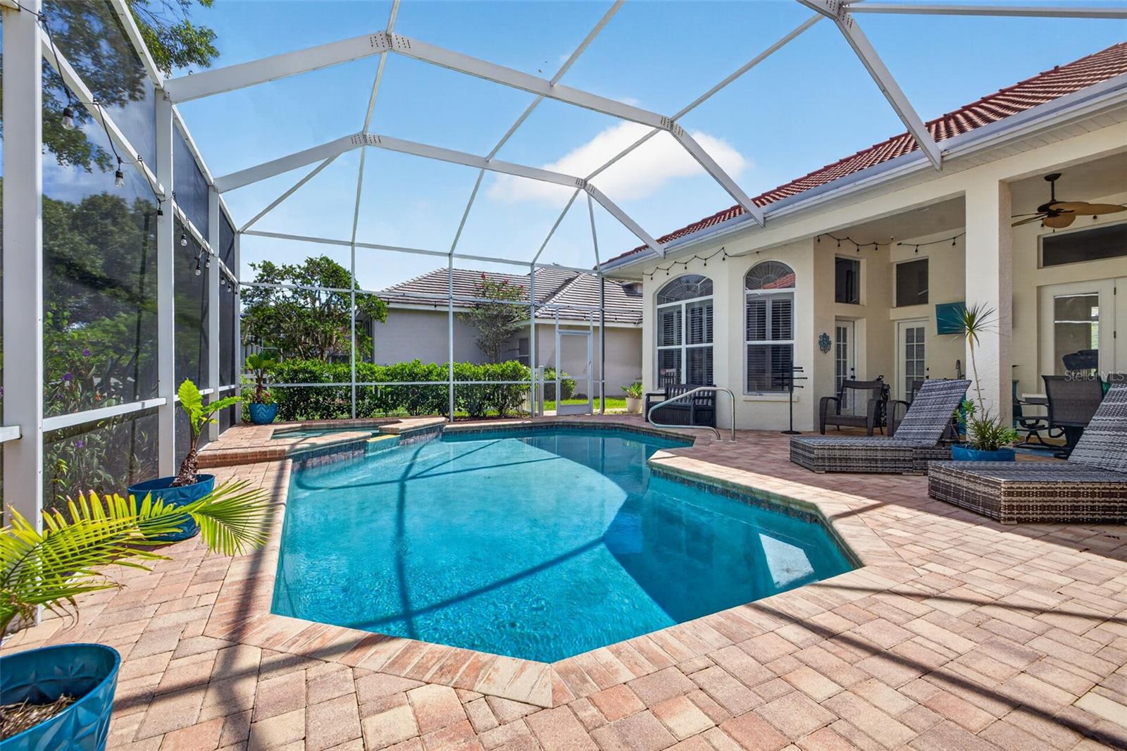 9136 HIGHLAND RIDGE WAY