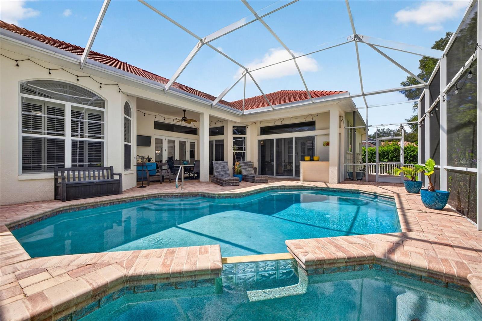 9136 HIGHLAND RIDGE WAY
