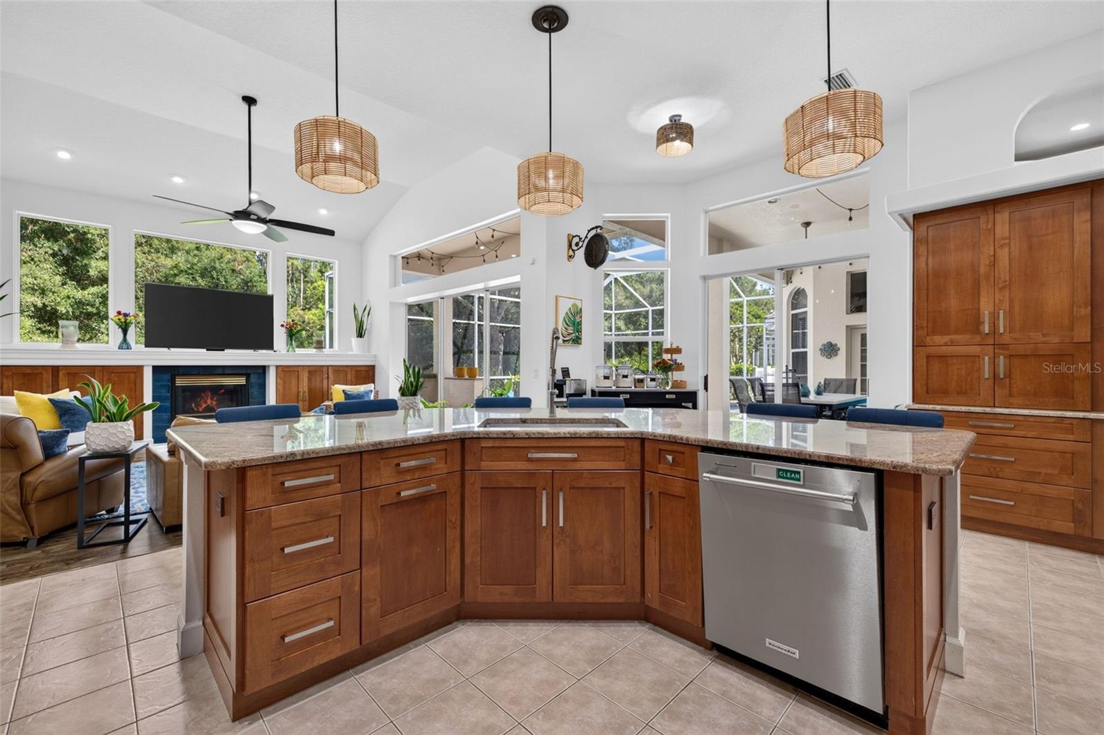 9136 HIGHLAND RIDGE WAY