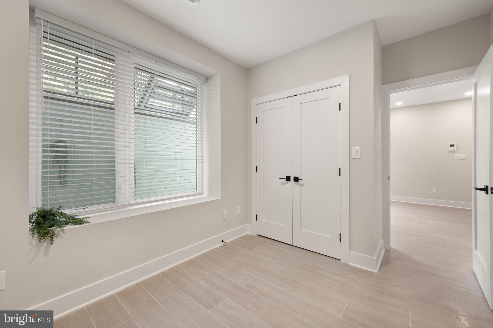 2209 M ST NE #1