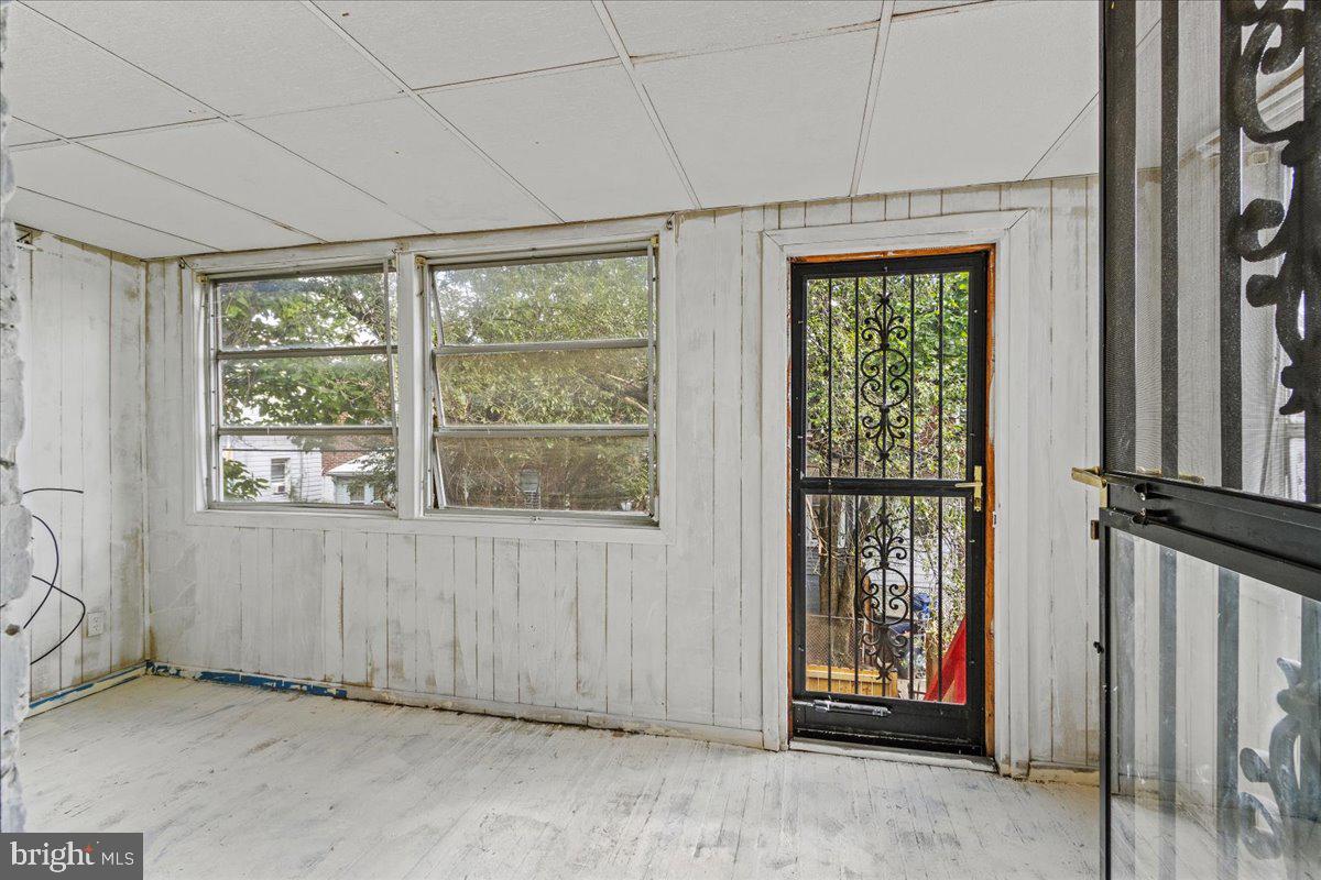 600 Tuckerman St NW