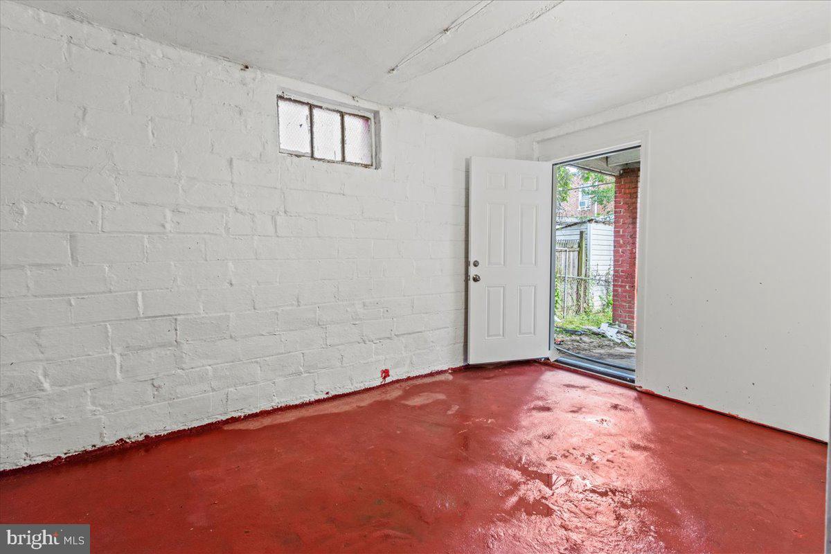 600 Tuckerman St NW