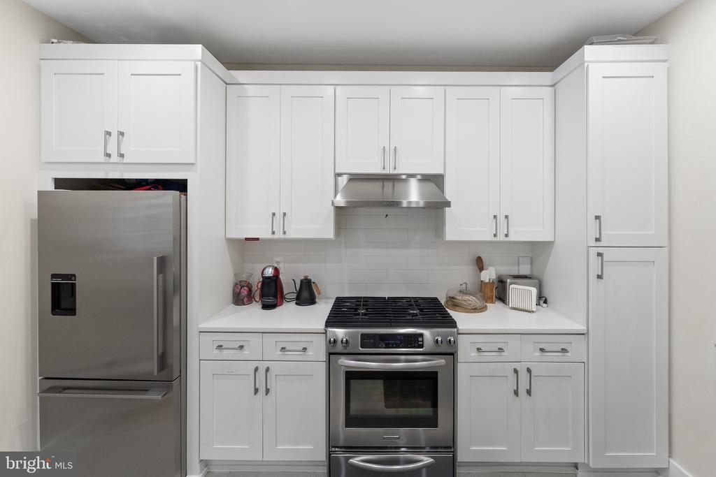16 17TH STREET NE Unit: 113