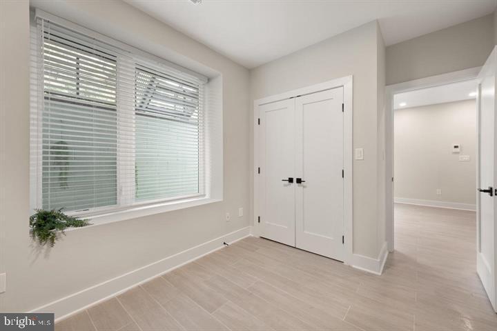 2209 M STREET NE Unit: 1