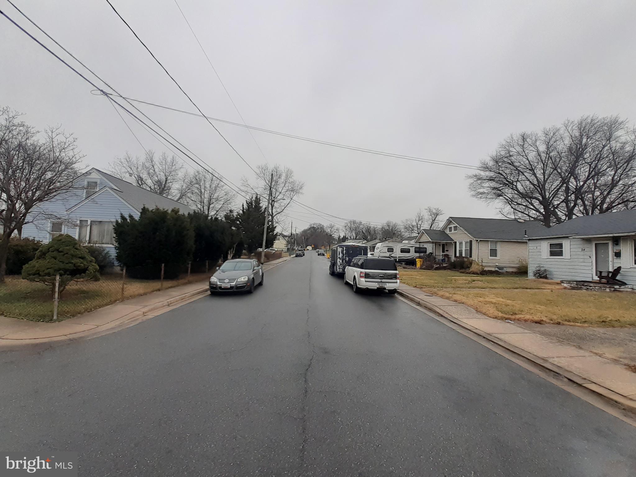 24 Eleanor AVENUE