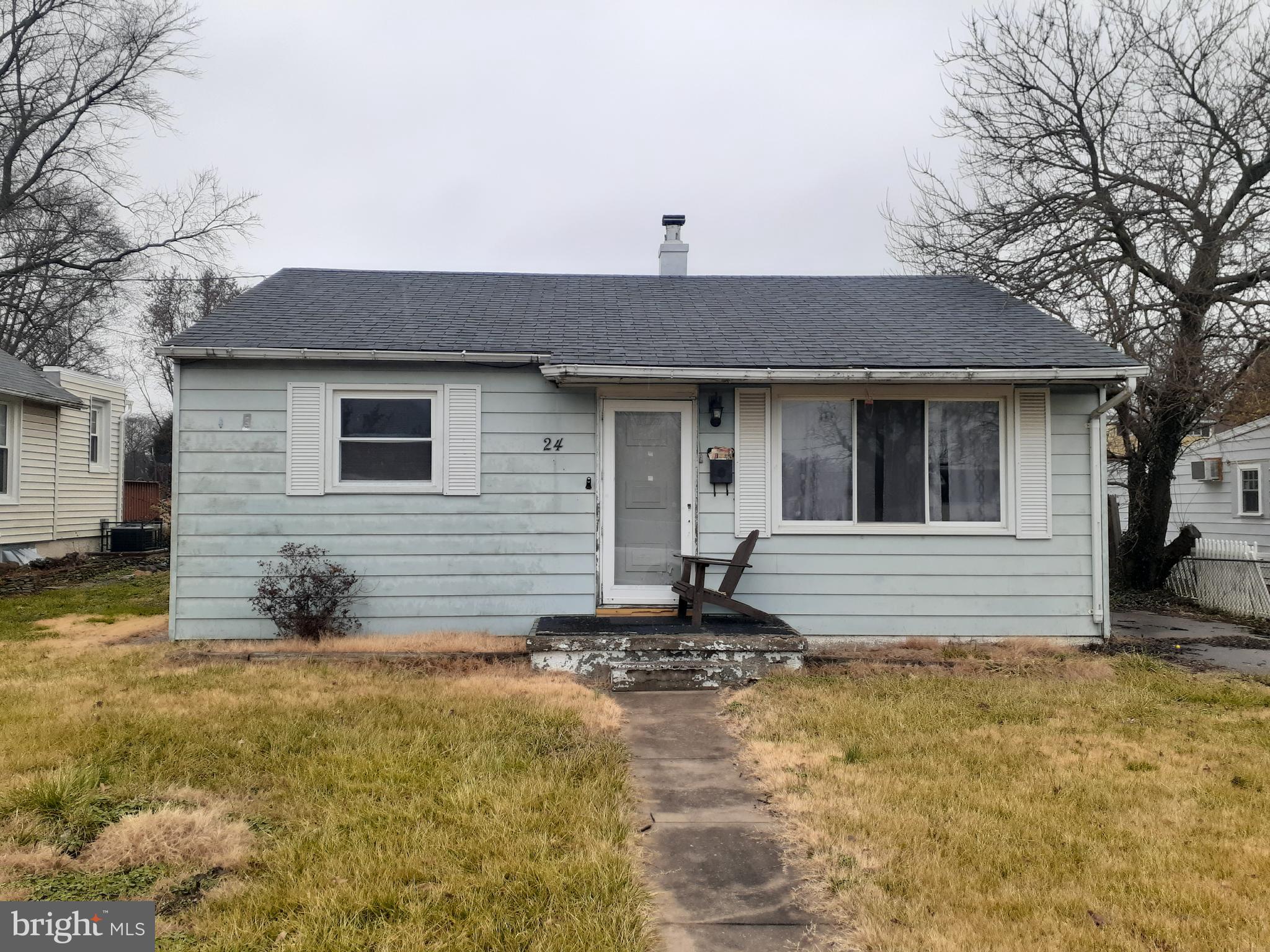 24 Eleanor AVENUE