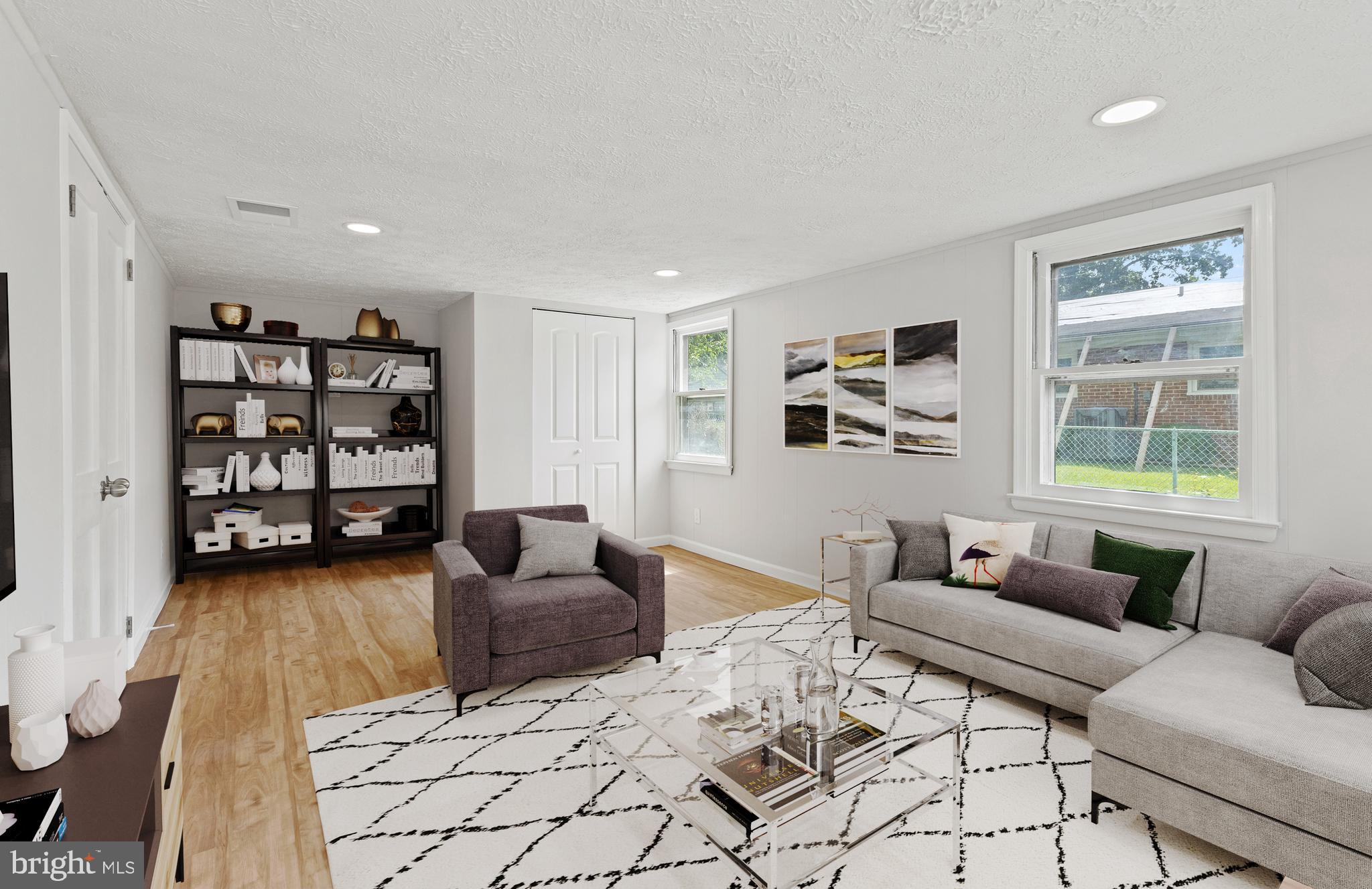 217 GLOUCESTER DRIVE
