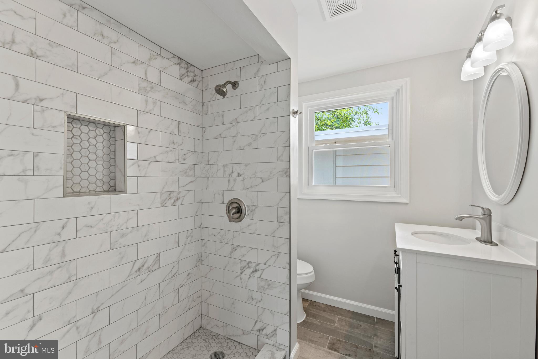 217 GLOUCESTER DRIVE