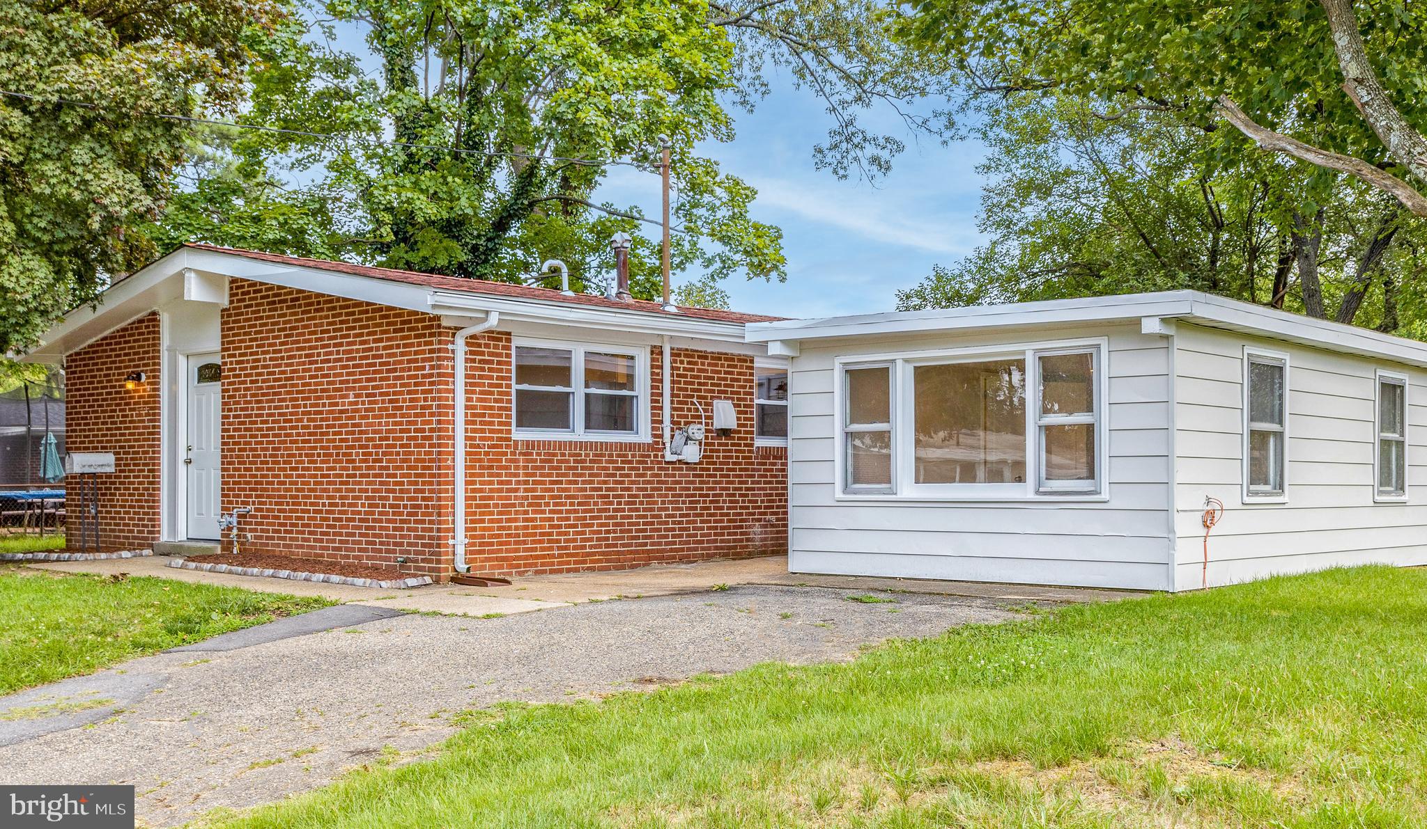 217 GLOUCESTER DRIVE