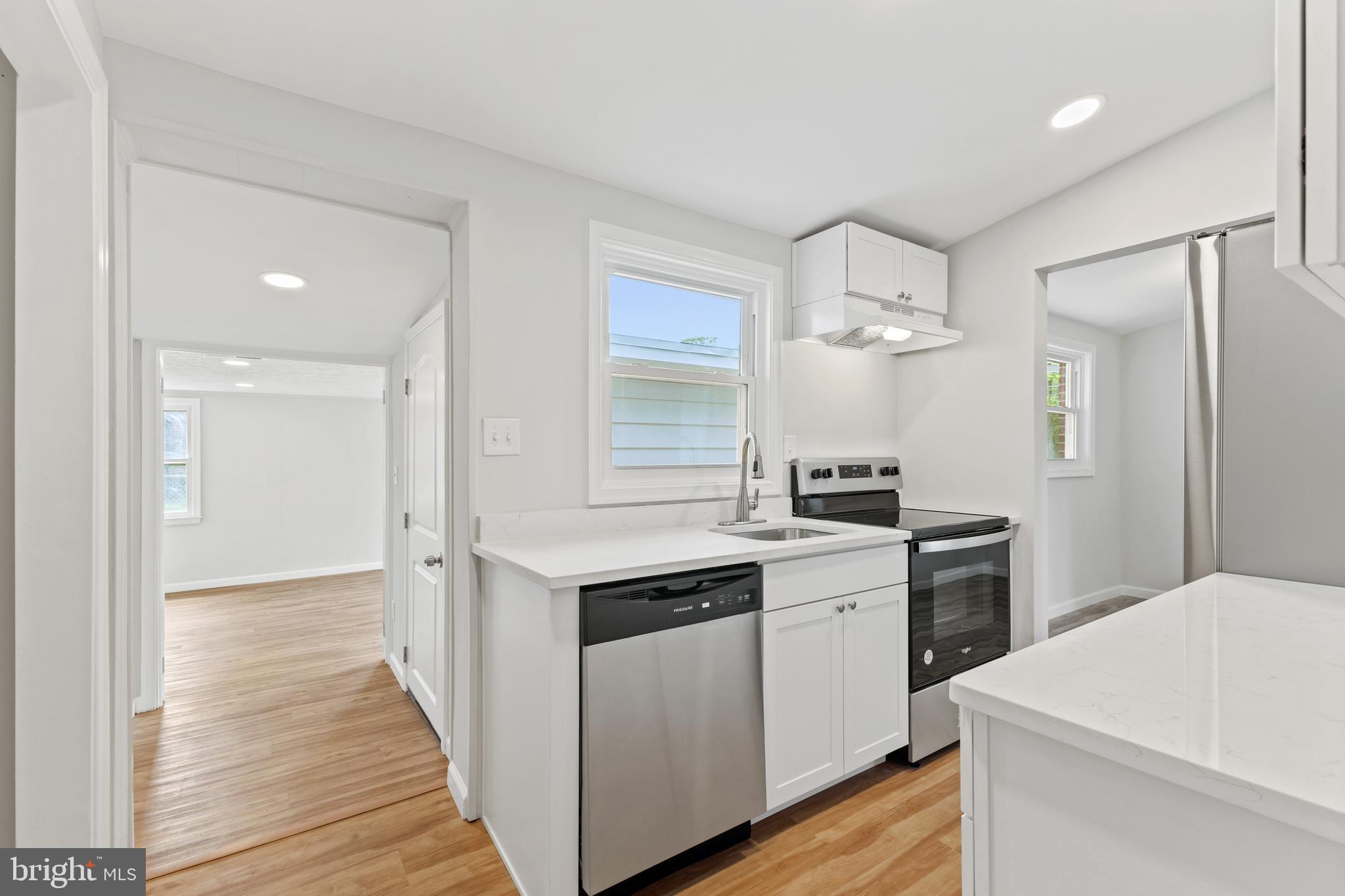 217 GLOUCESTER DRIVE
