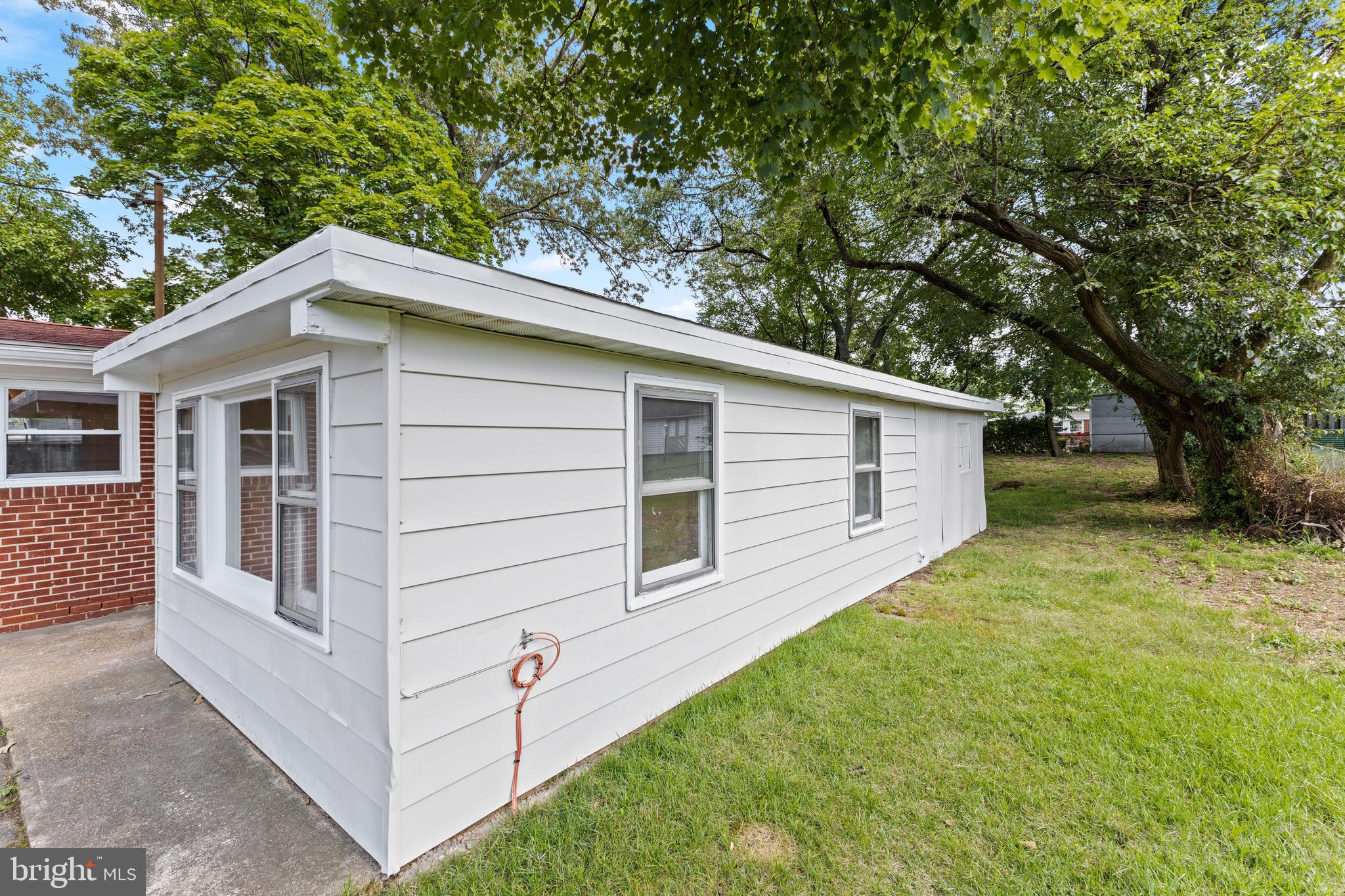 217 GLOUCESTER DRIVE