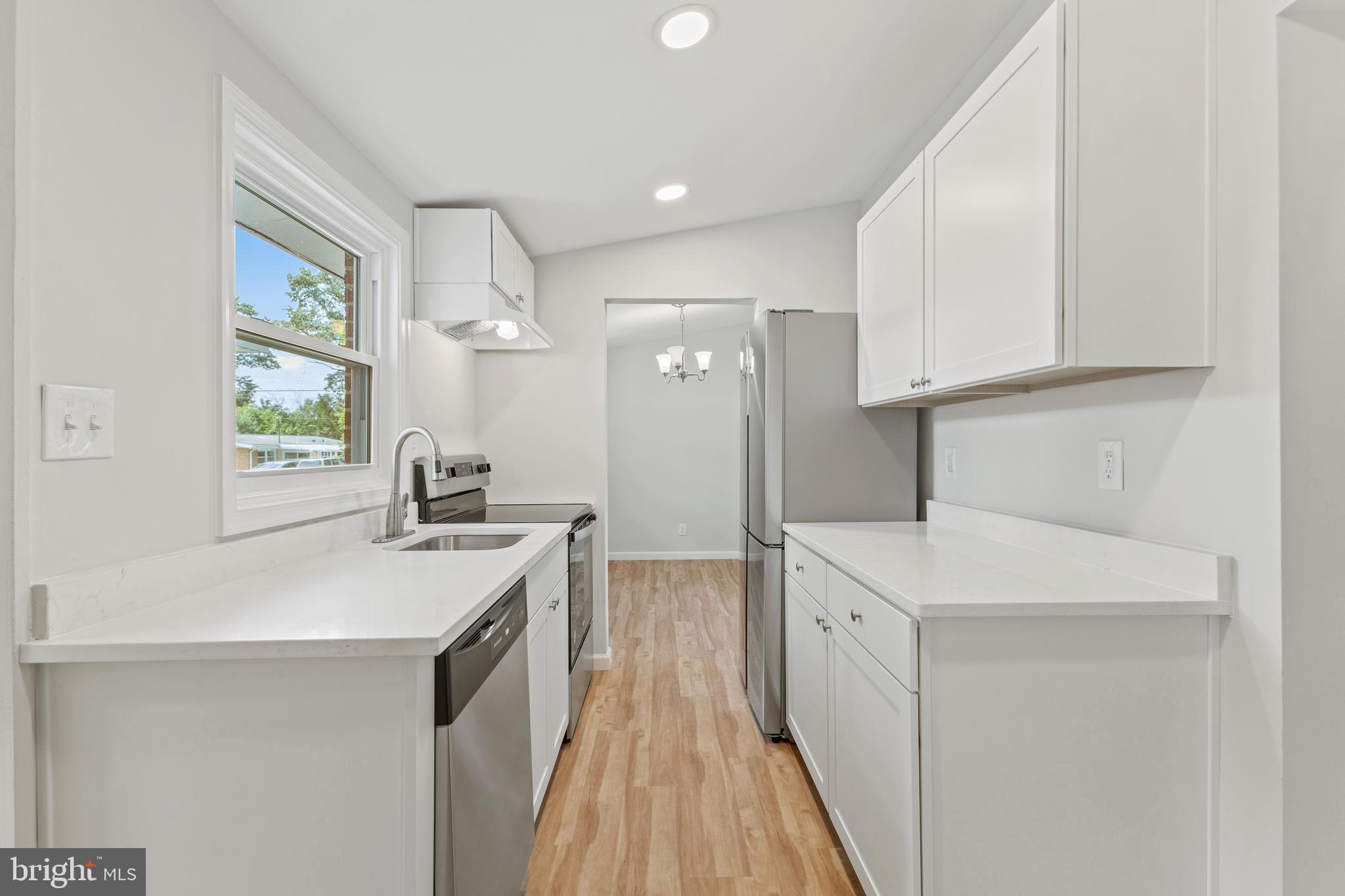 217 GLOUCESTER DRIVE