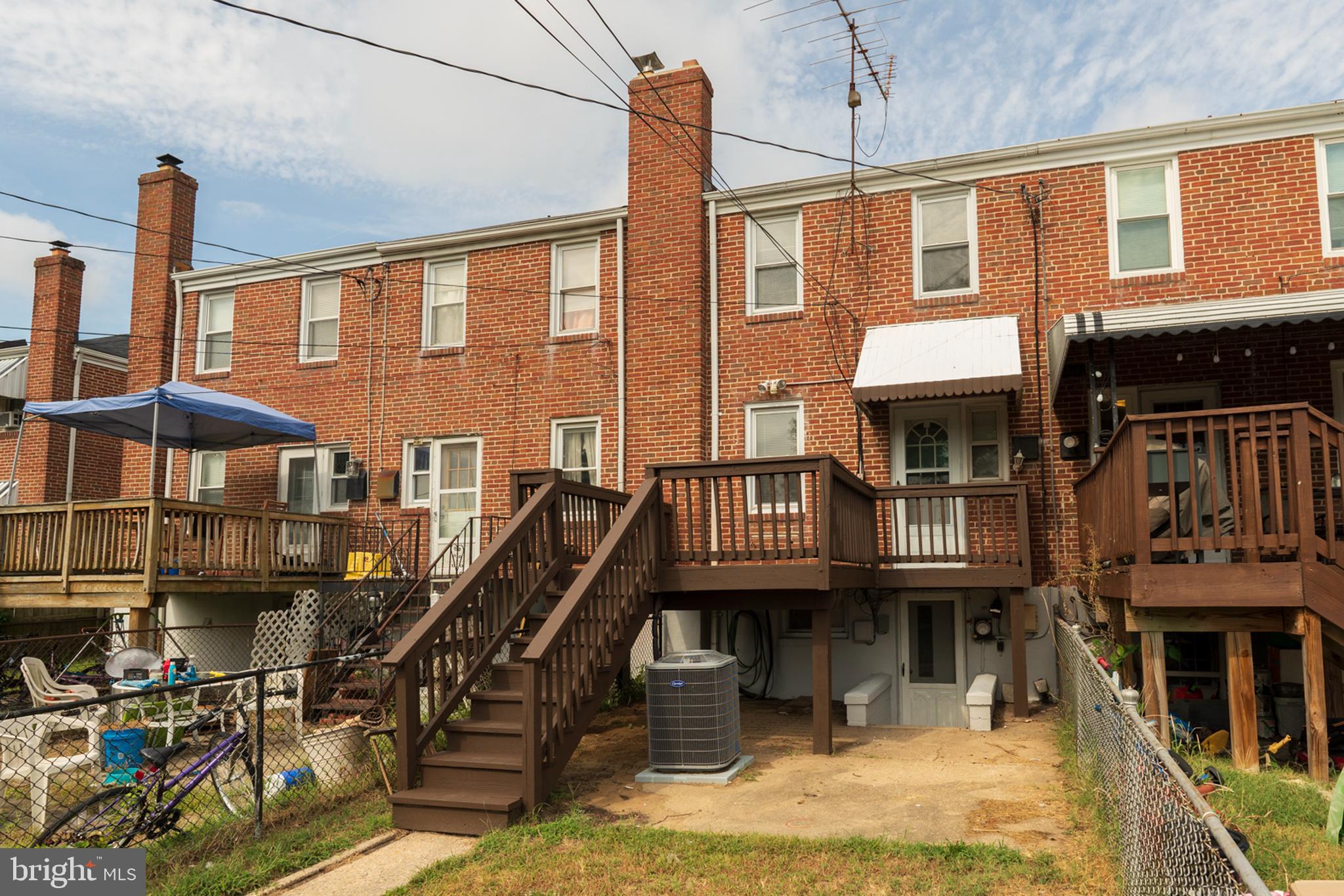 423 M STREET NE