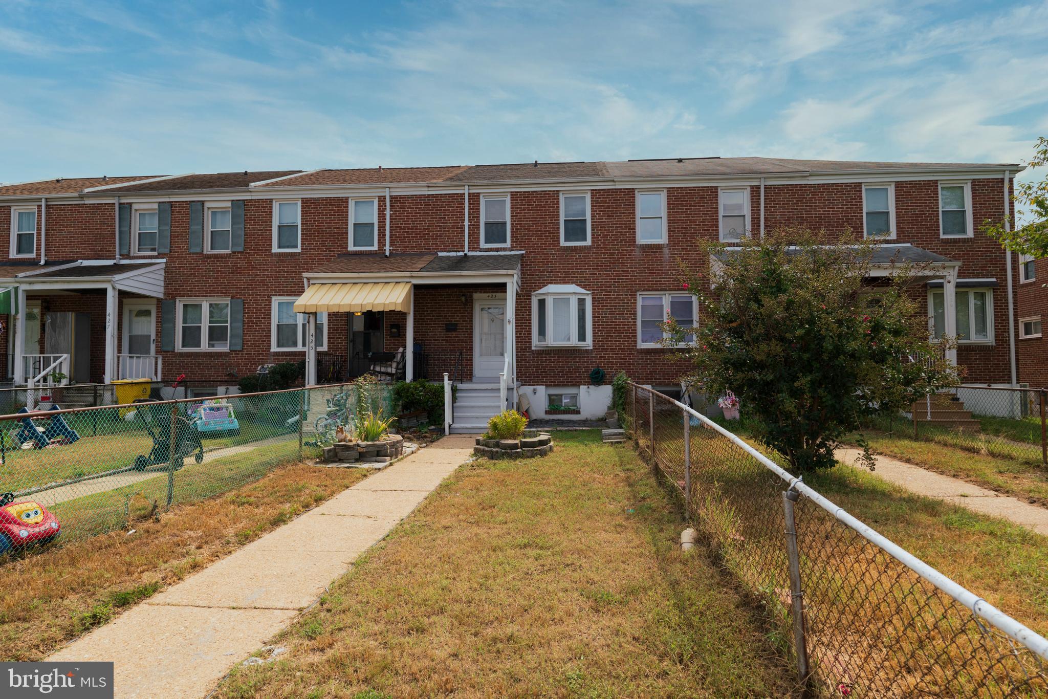 423 M STREET NE