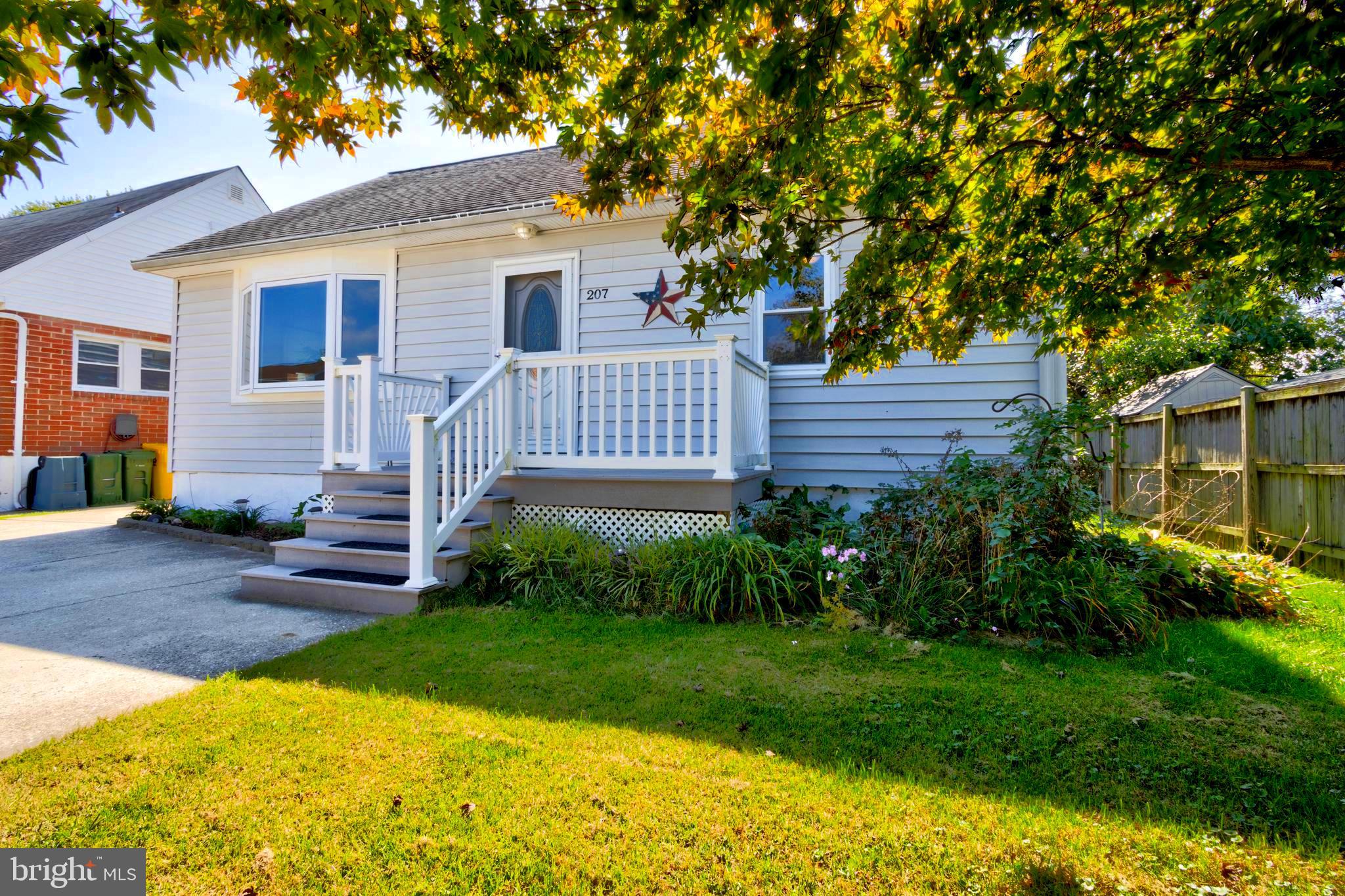 207 Camrose Ave Ave