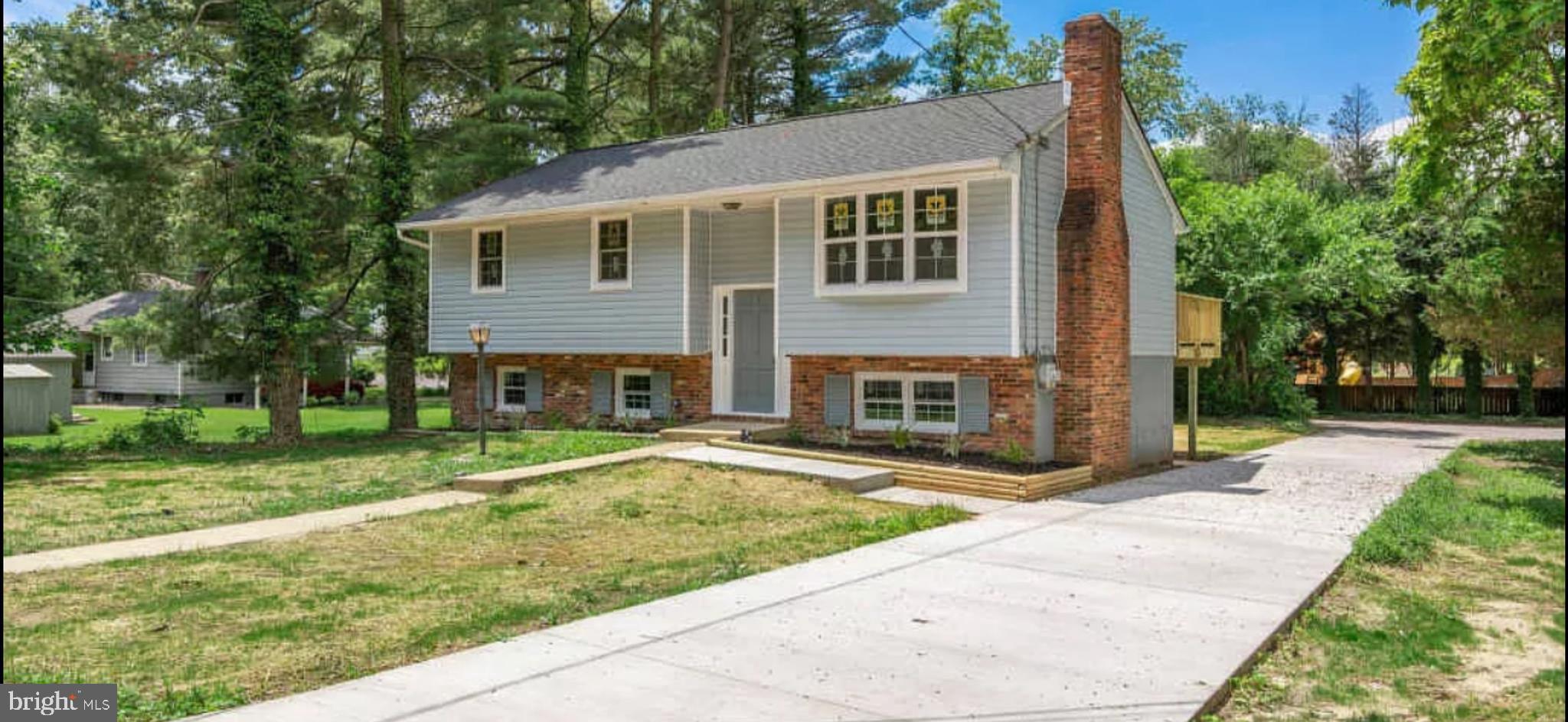 210 List Ave